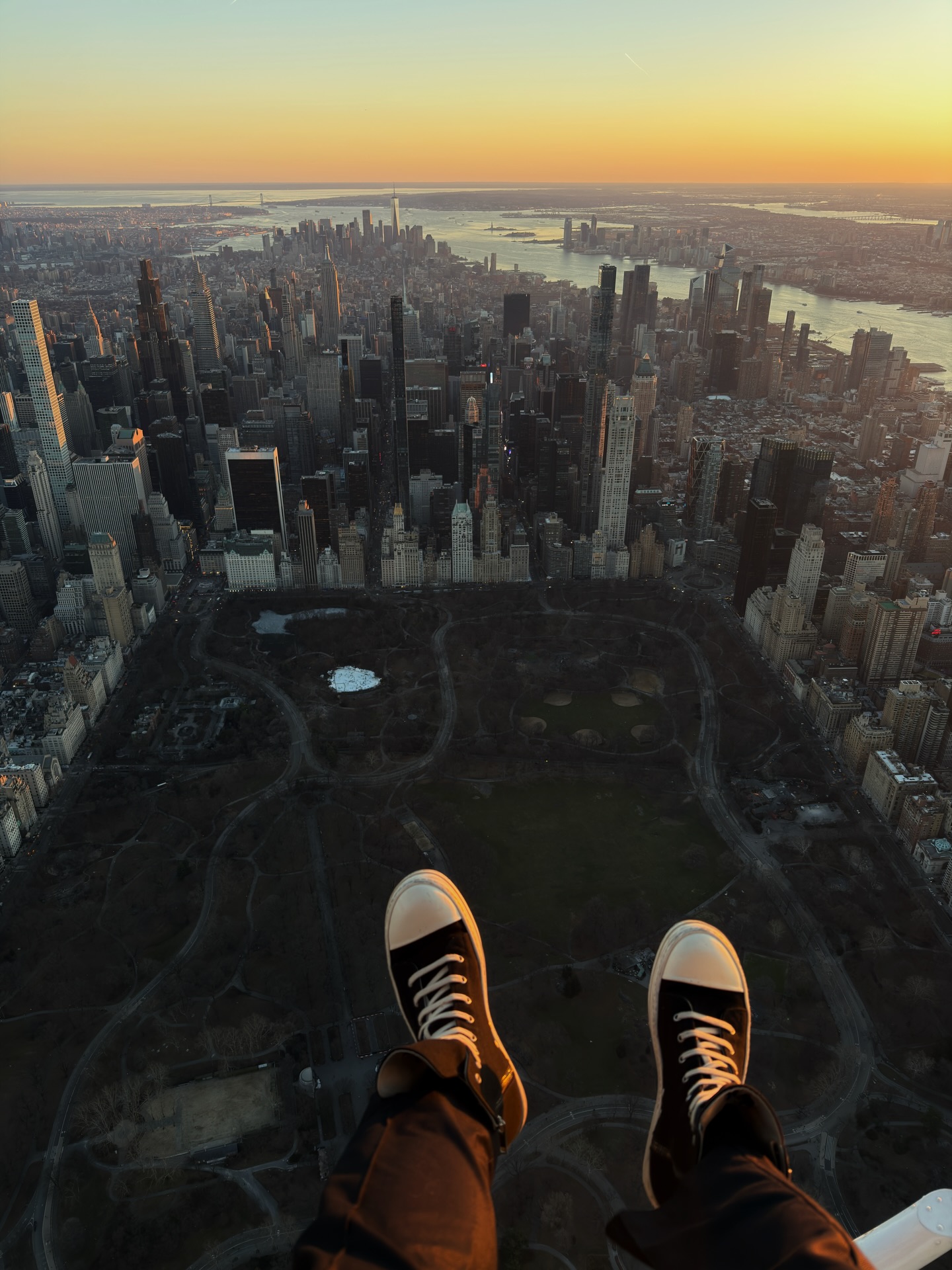 เอส - ศุภ สง่าวรวงศ์