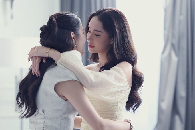 เจน่า - แองเจลิน่า สตีเวนส์