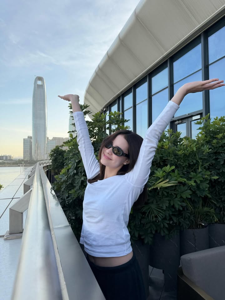 เจน่า - แองเจลิน่า สตีเวนส์