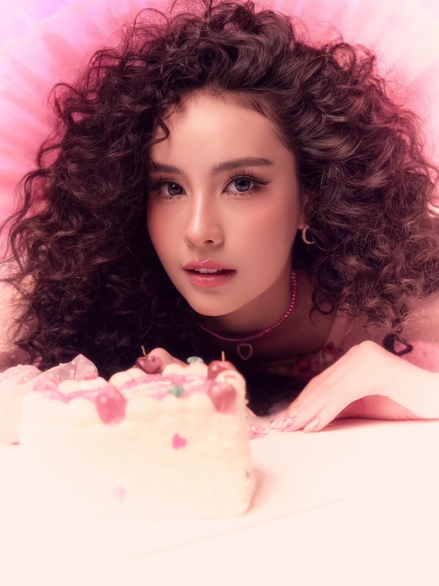 เจน่า - แองเจลิน่า สตีเวนส์