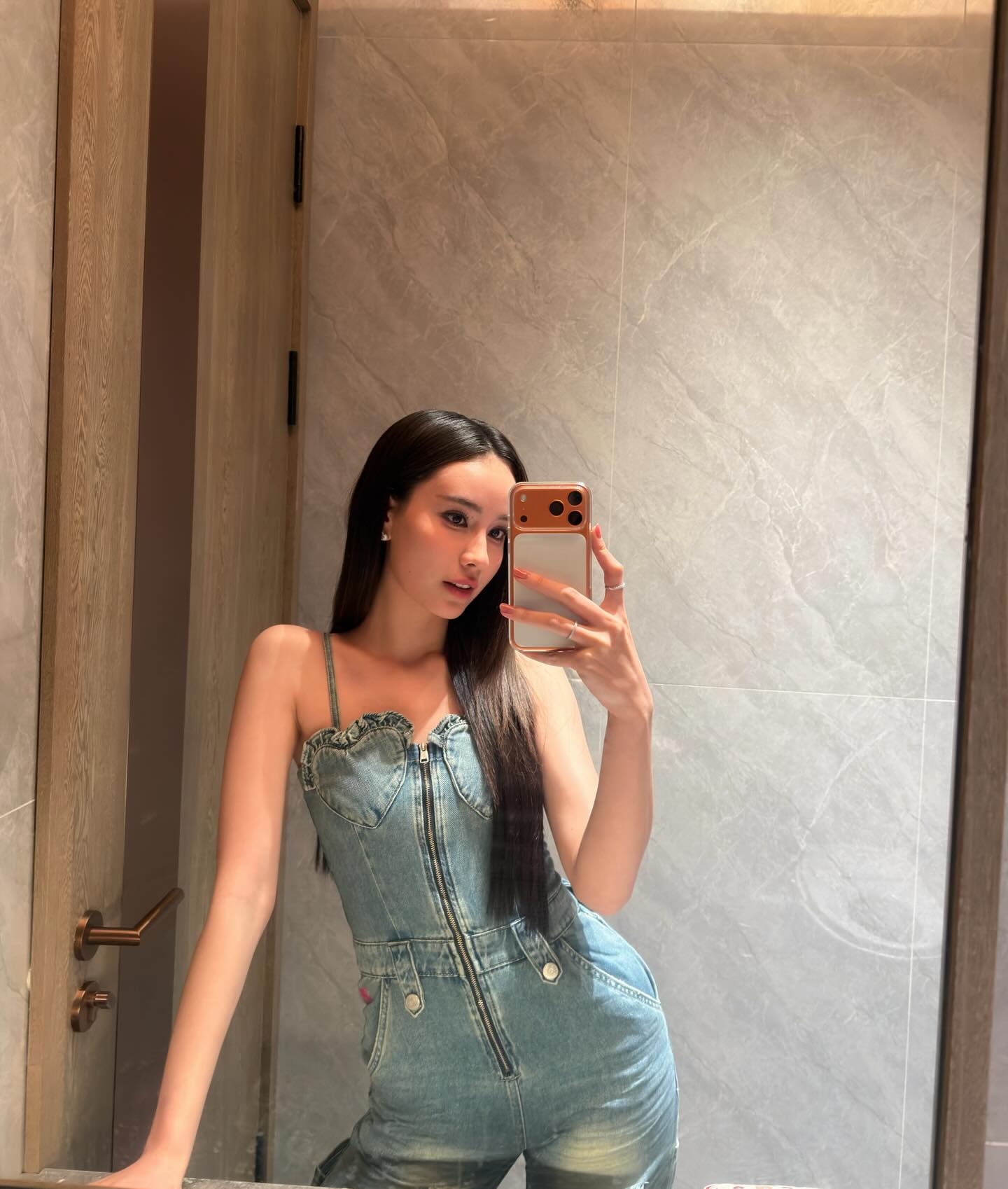 เจน่า - แองเจลิน่า สตีเวนส์