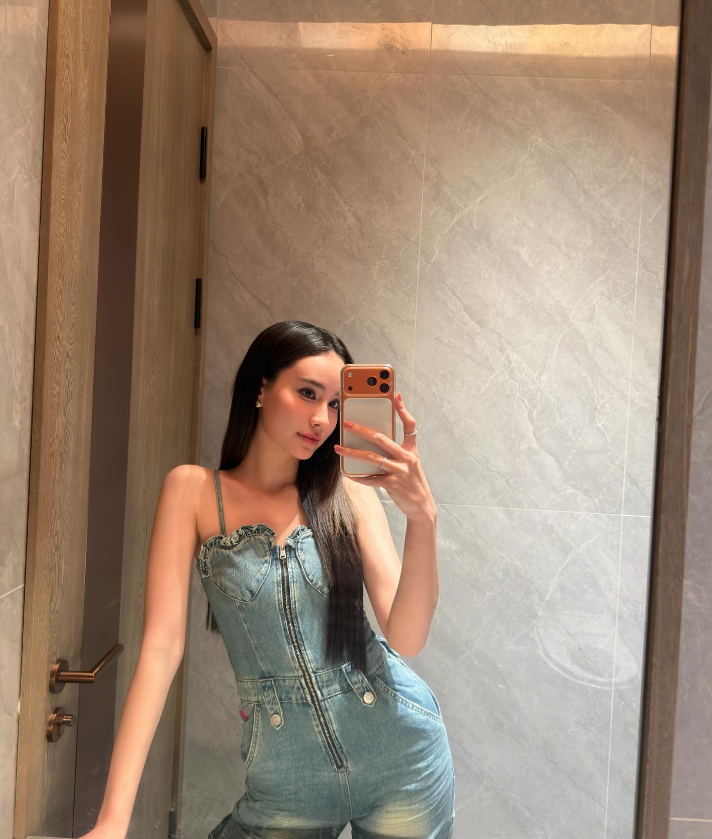 เจน่า - แองเจลิน่า สตีเวนส์