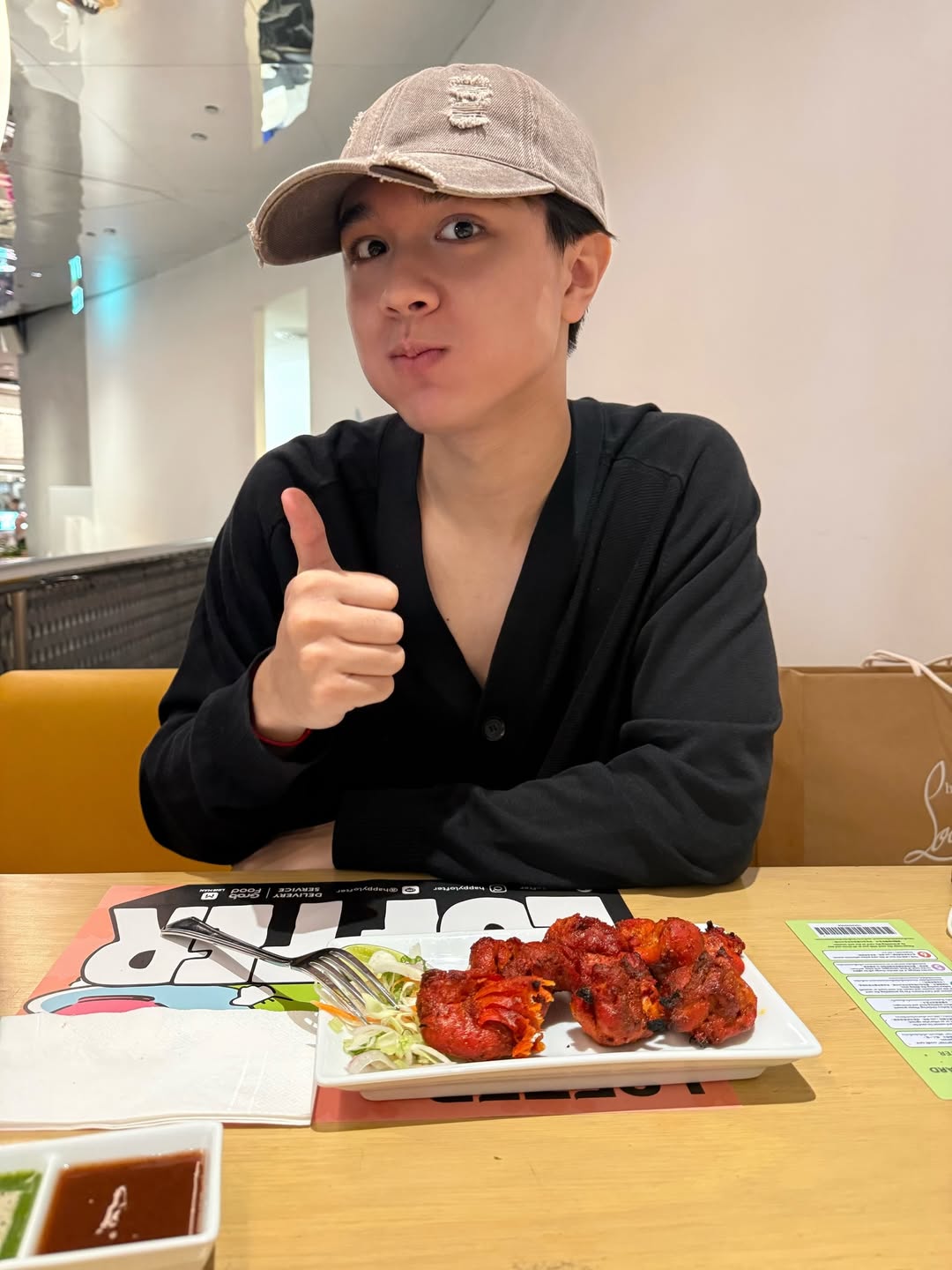 ไมกี้ - ปณิธาน บุตรแก้ว