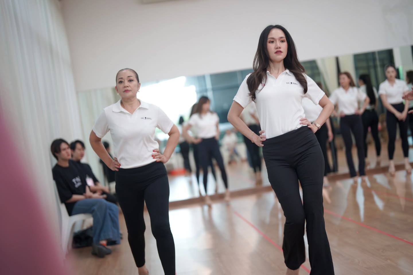 ลูกเกด - เมทินี กิ่งโพยม