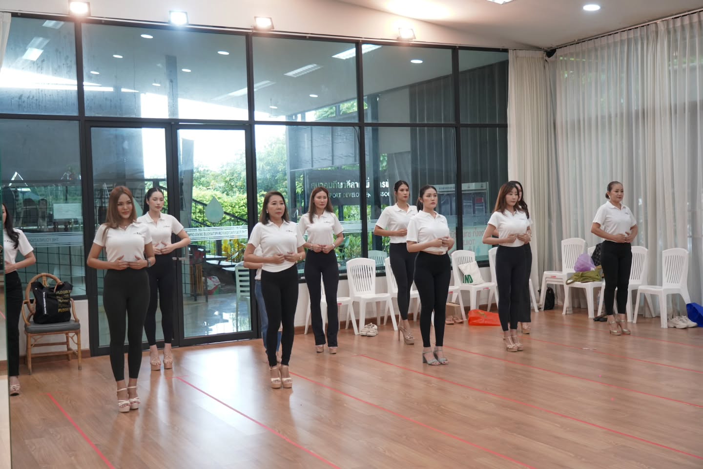 ลูกเกด - เมทินี กิ่งโพยม
