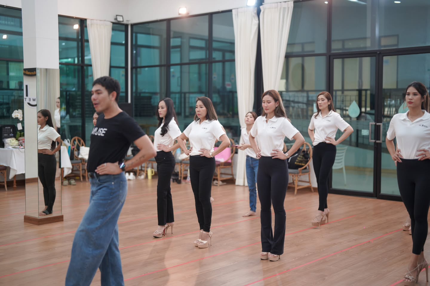 ลูกเกด - เมทินี กิ่งโพยม