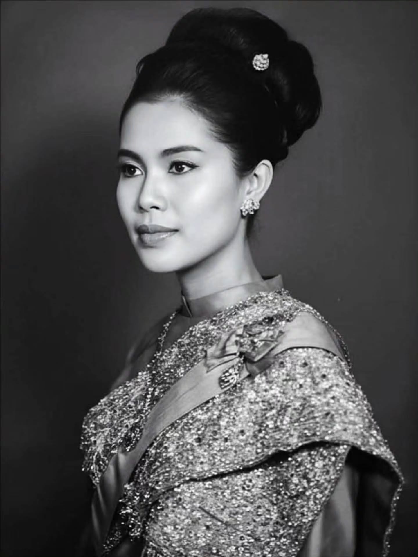 ลูกเกด - เมทินี กิ่งโพยม