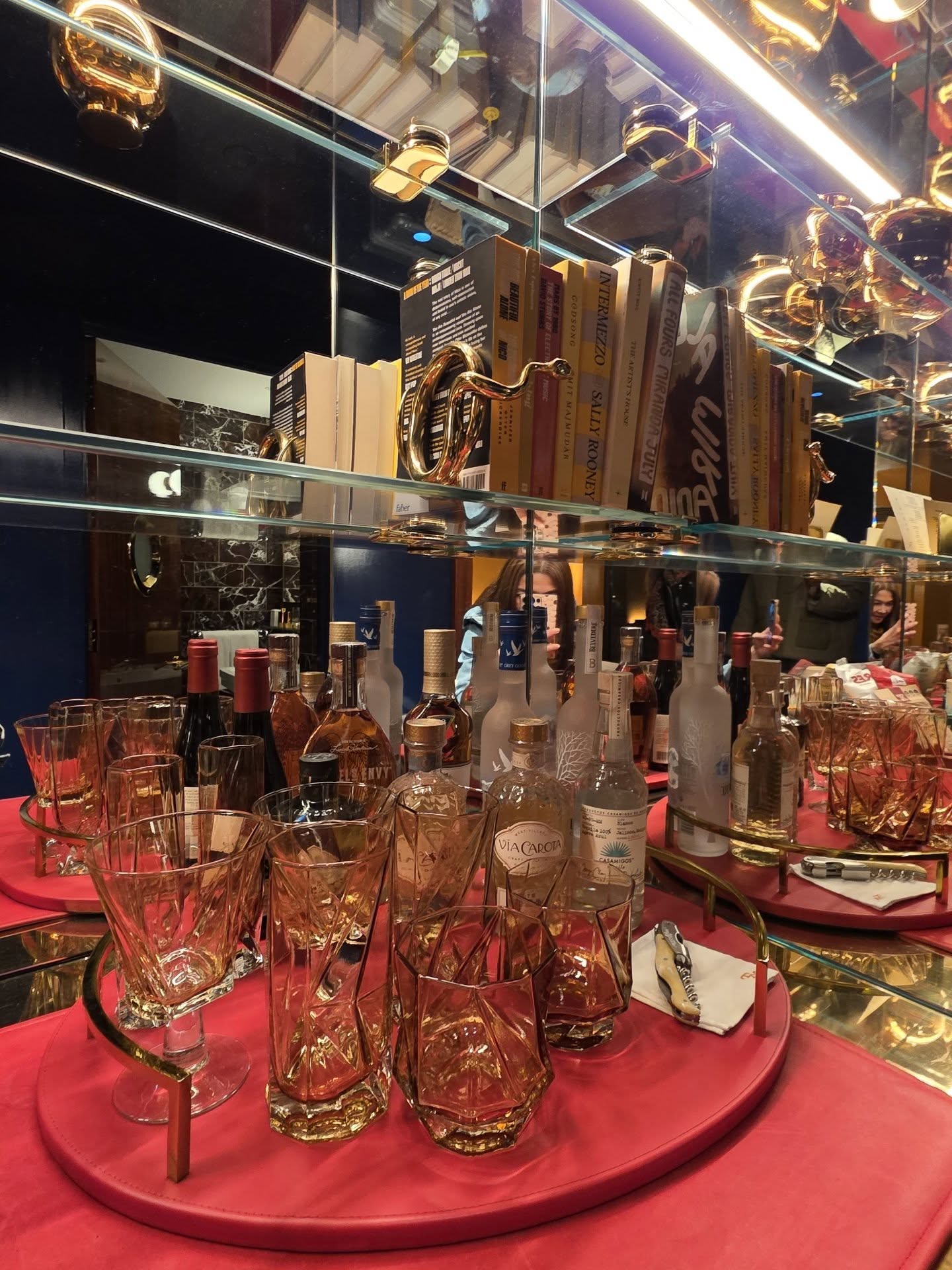 ลูกเกด - เมทินี กิ่งโพยม