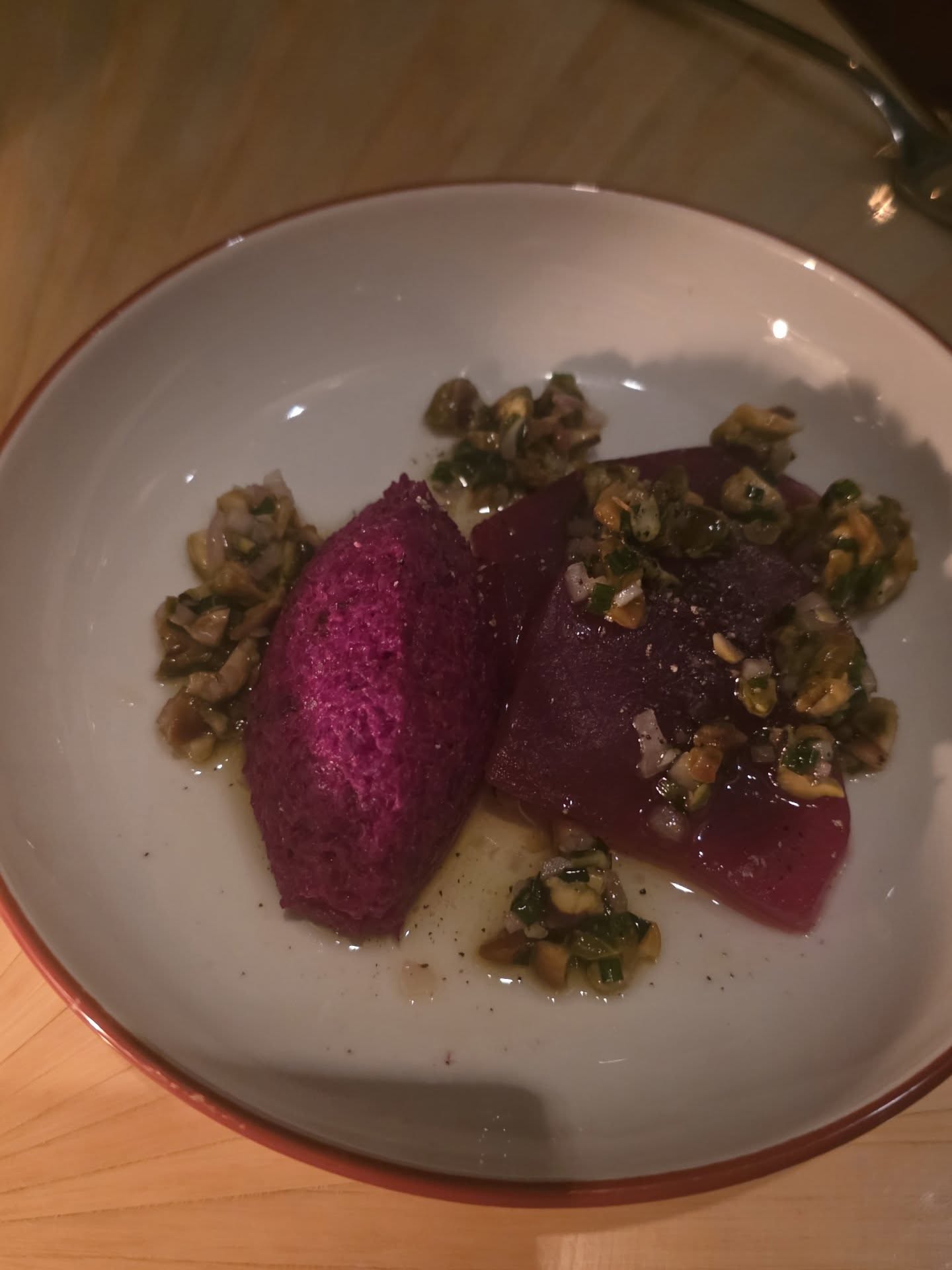 ลูกเกด - เมทินี กิ่งโพยม