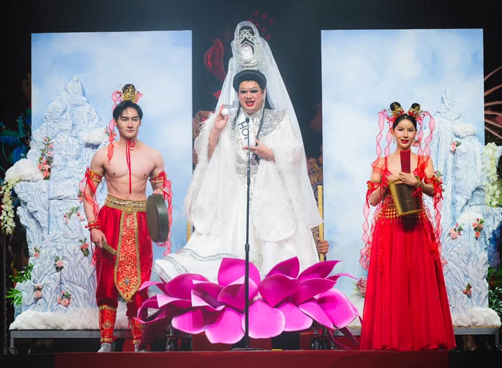 ลูกเกด - เมทินี กิ่งโพยม