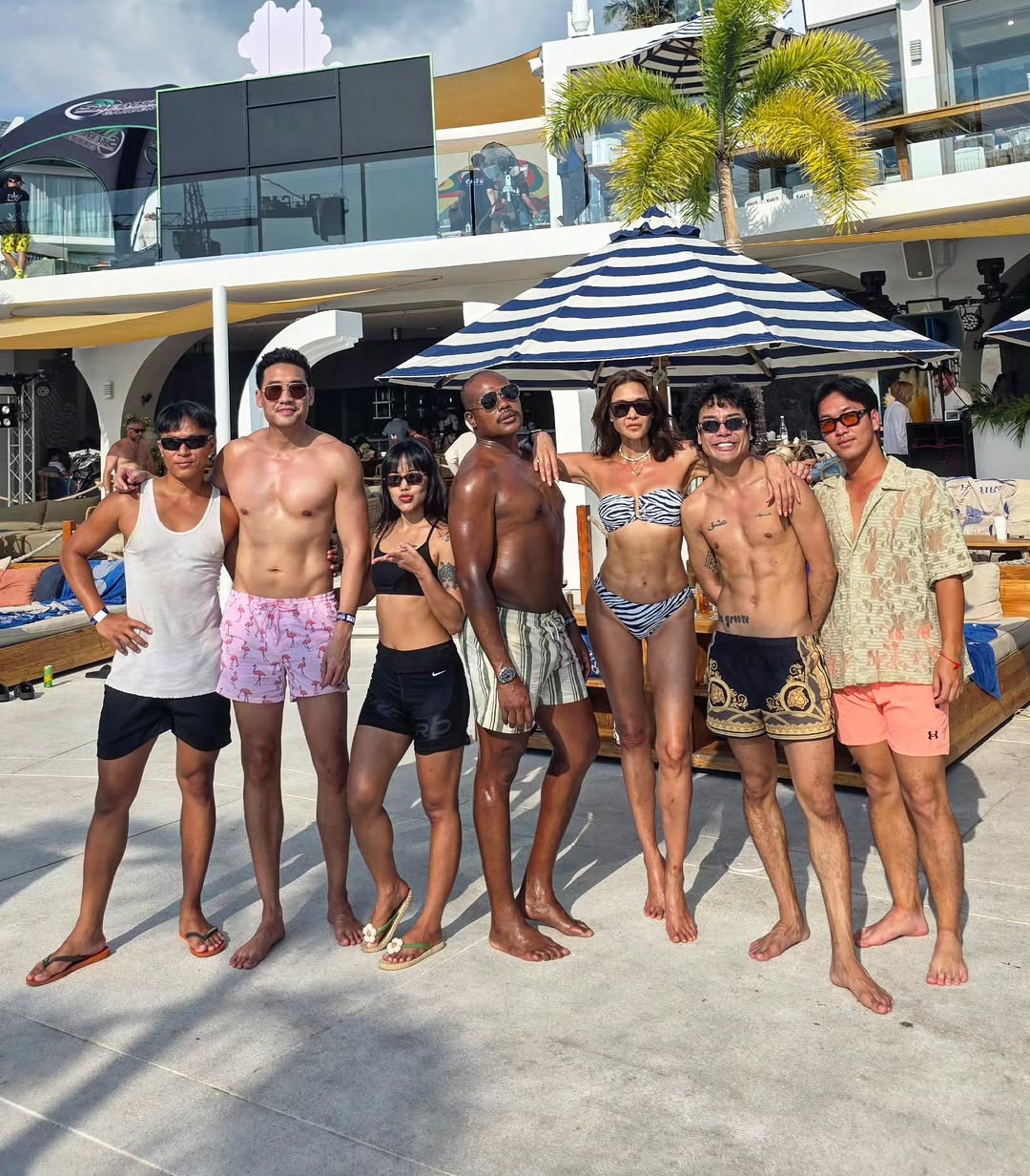 ลูกเกด - เมทินี กิ่งโพยม