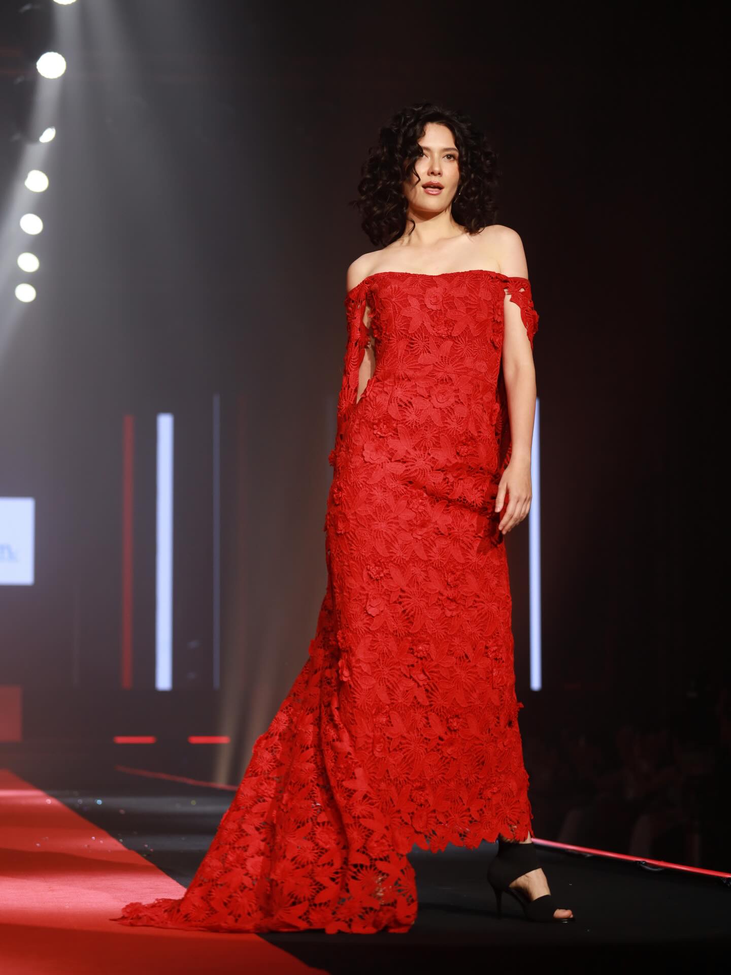 ลูกเกด - เมทินี กิ่งโพยม