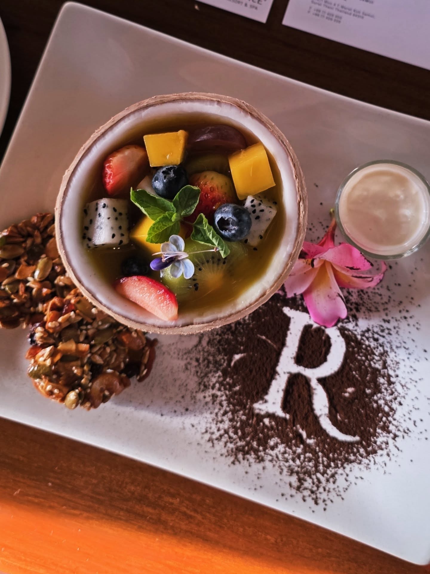 ลูกเกด - เมทินี กิ่งโพยม