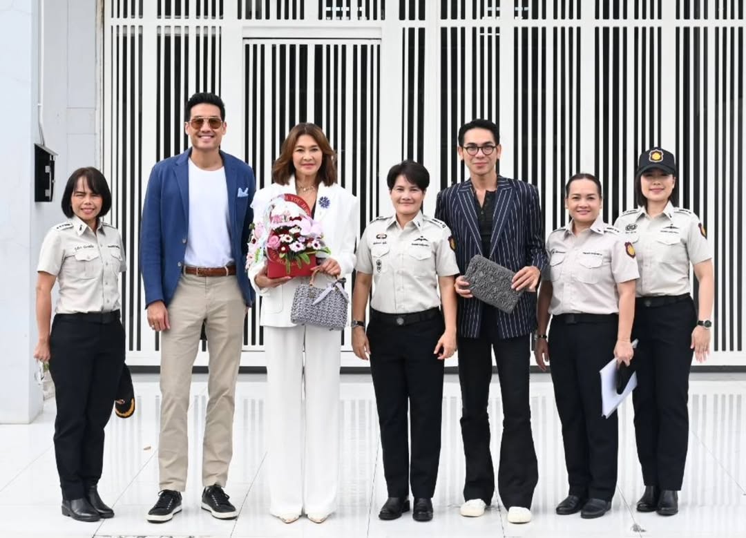 ลูกเกด - เมทินี กิ่งโพยม