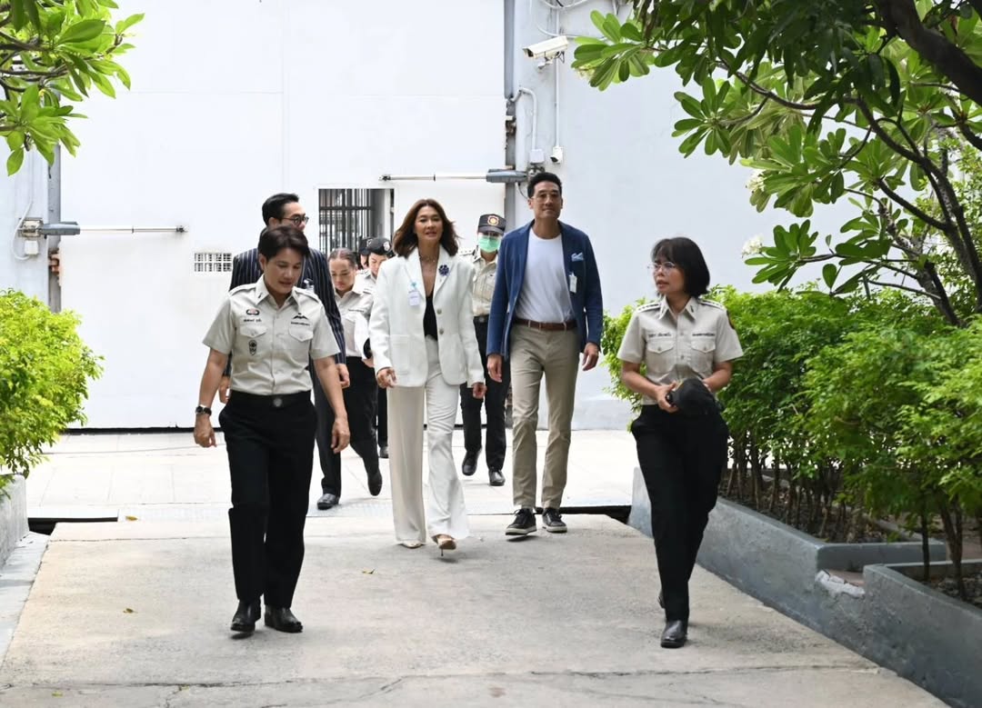 ลูกเกด - เมทินี กิ่งโพยม