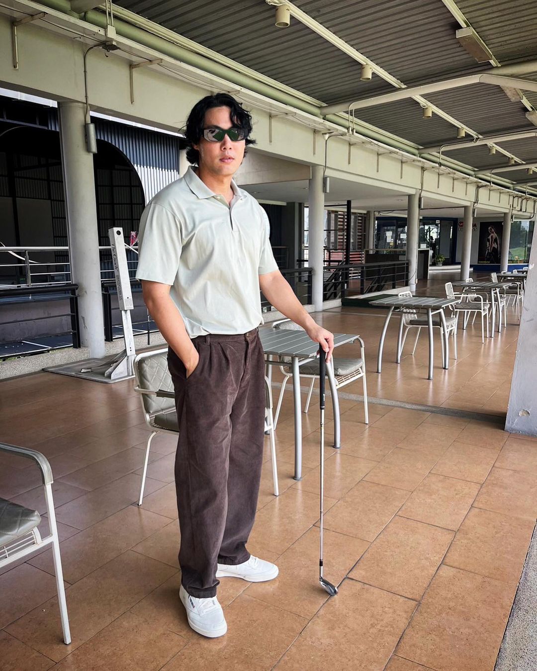 หลุยส์ - พงษ์พันธ์ เพชรบัณฑูร