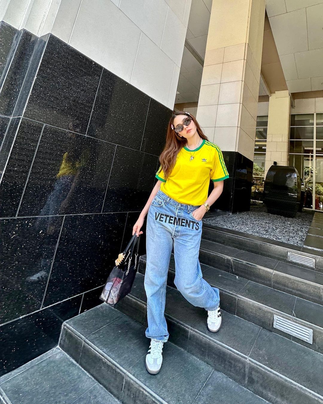 ชมพู่ - อารยา เอ ฮาร์เก็ต