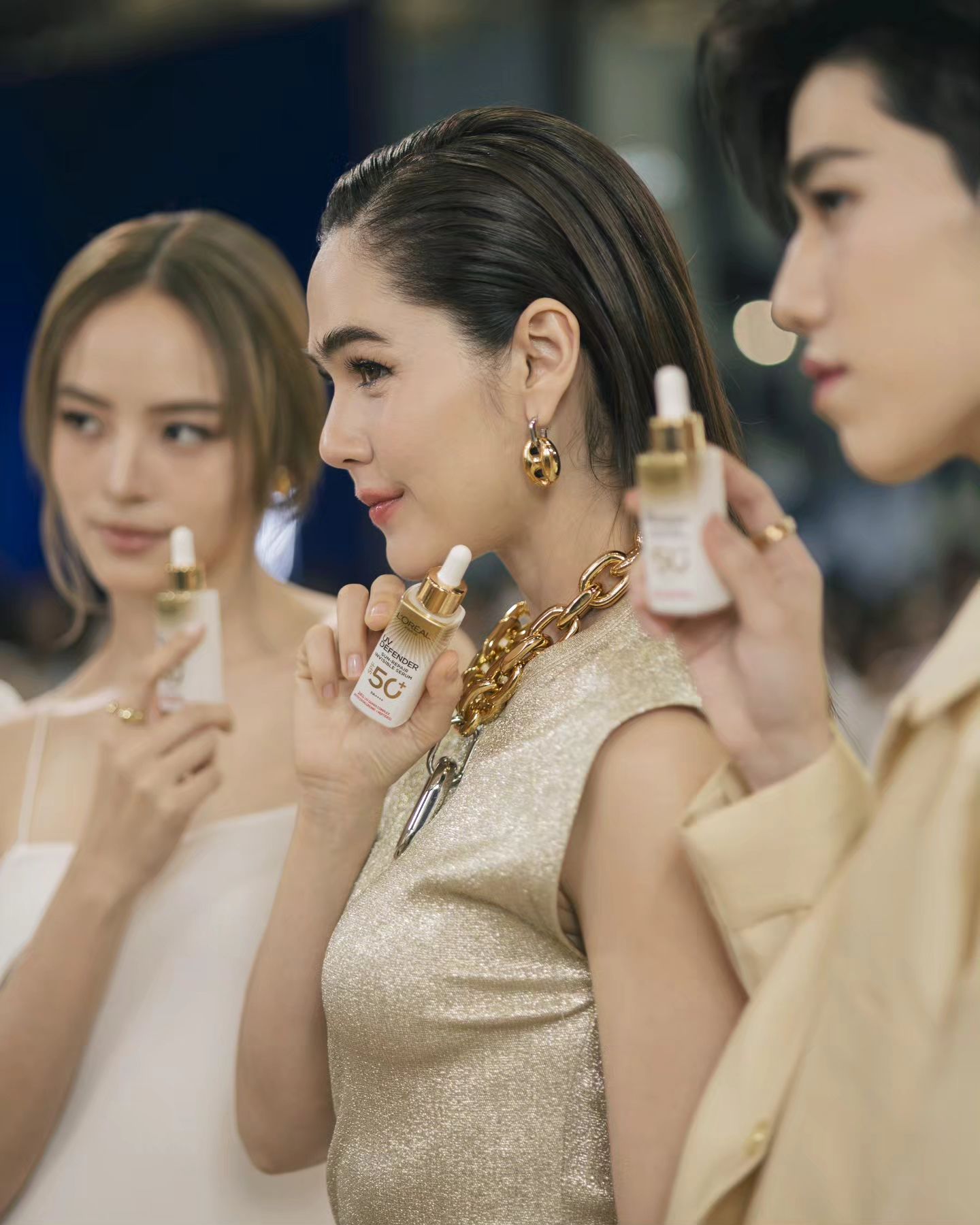 ชมพู่ - อารยา เอ ฮาร์เก็ต