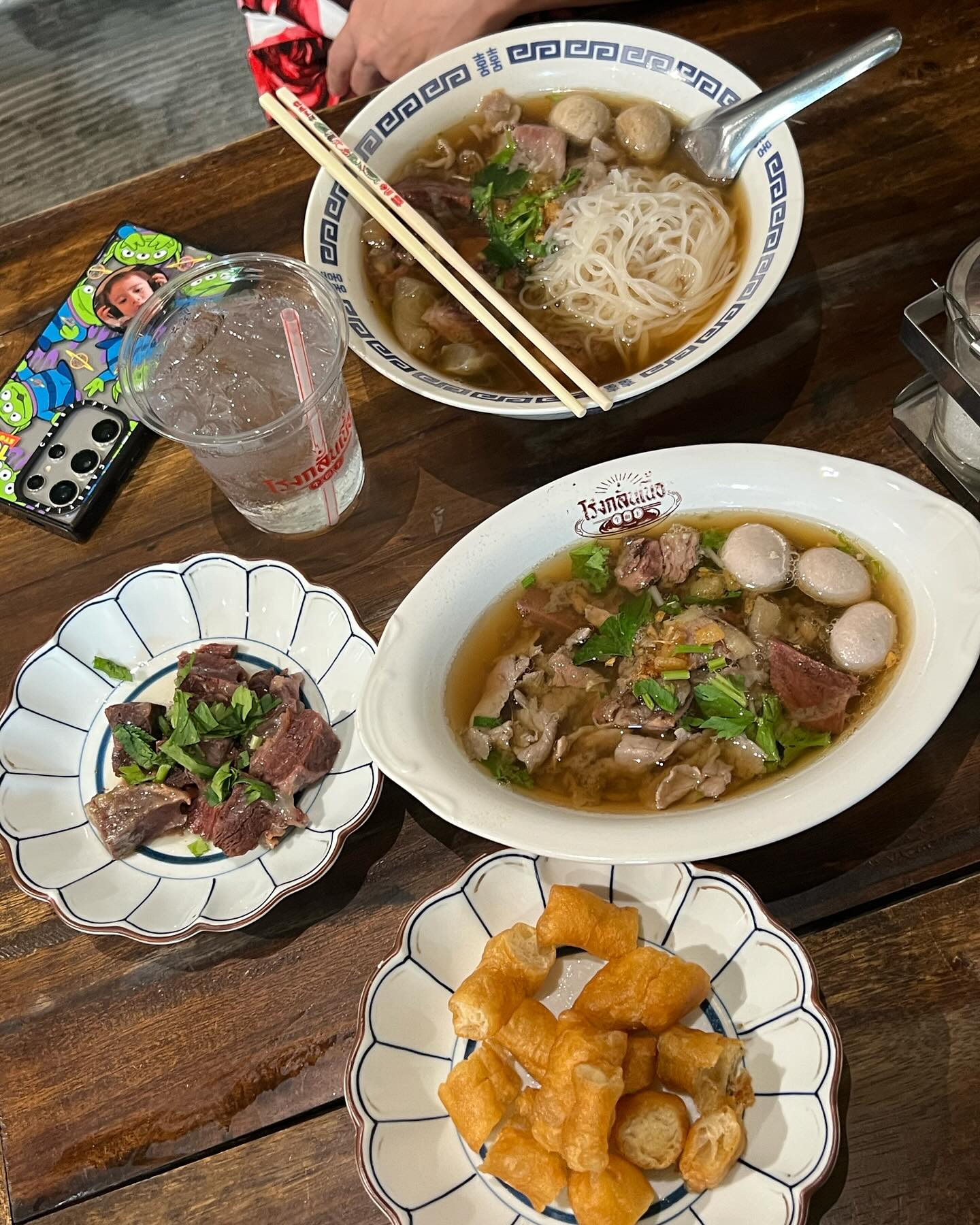 ชมพู่ - อารยา เอ ฮาร์เก็ต