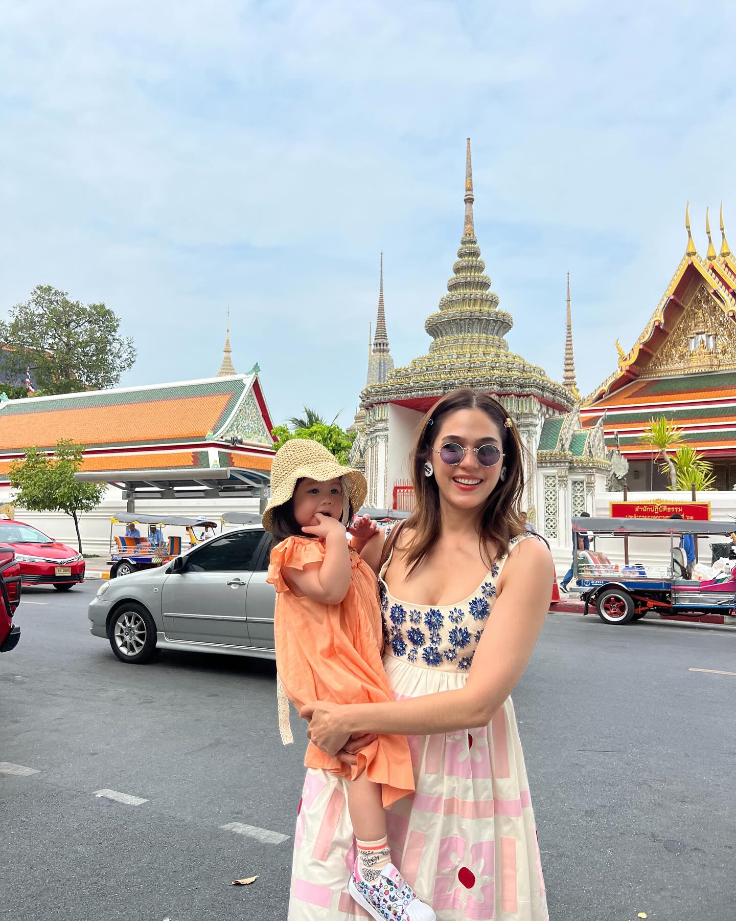 ชมพู่ - อารยา เอ ฮาร์เก็ต