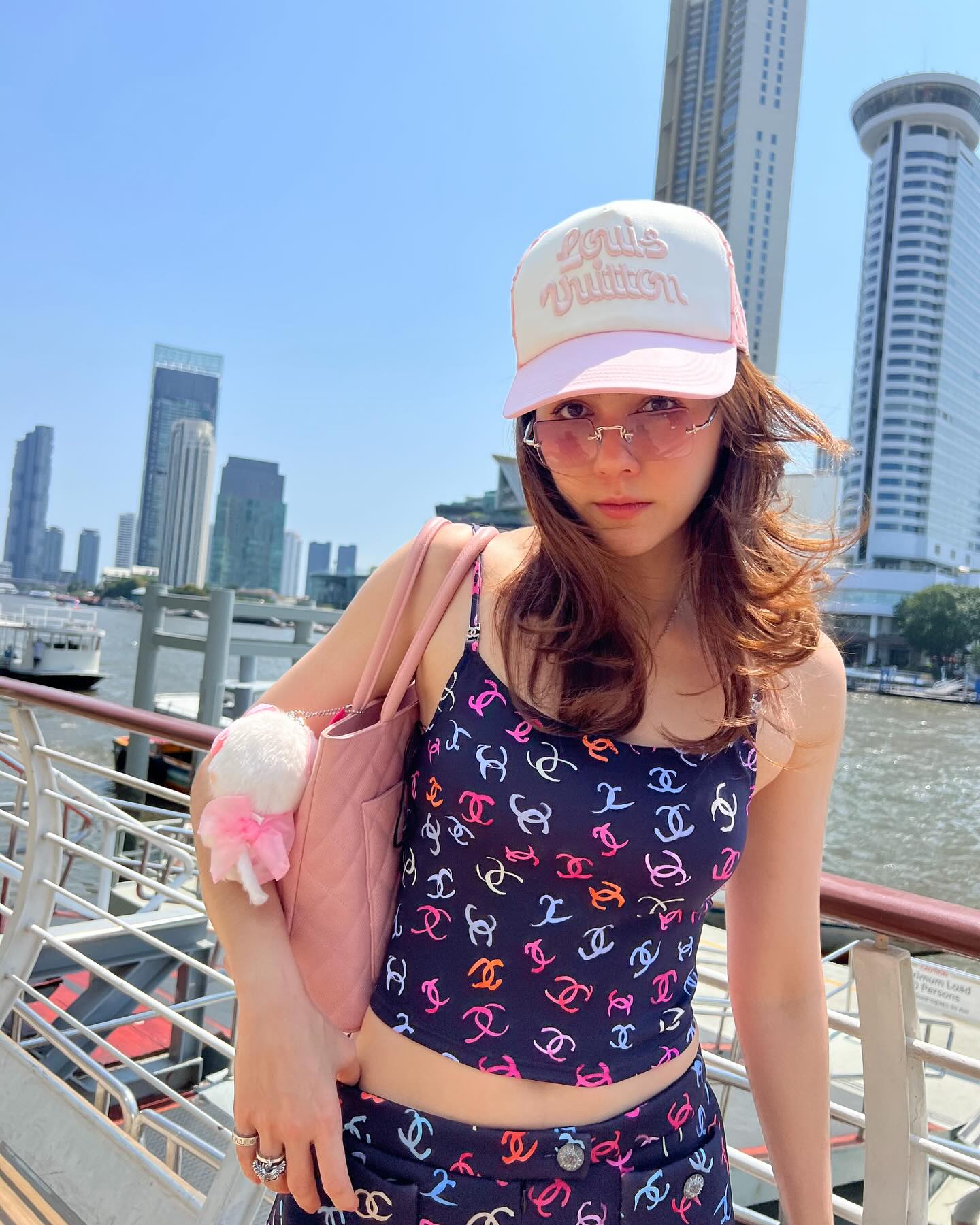 ชมพู่ - อารยา เอ ฮาร์เก็ต