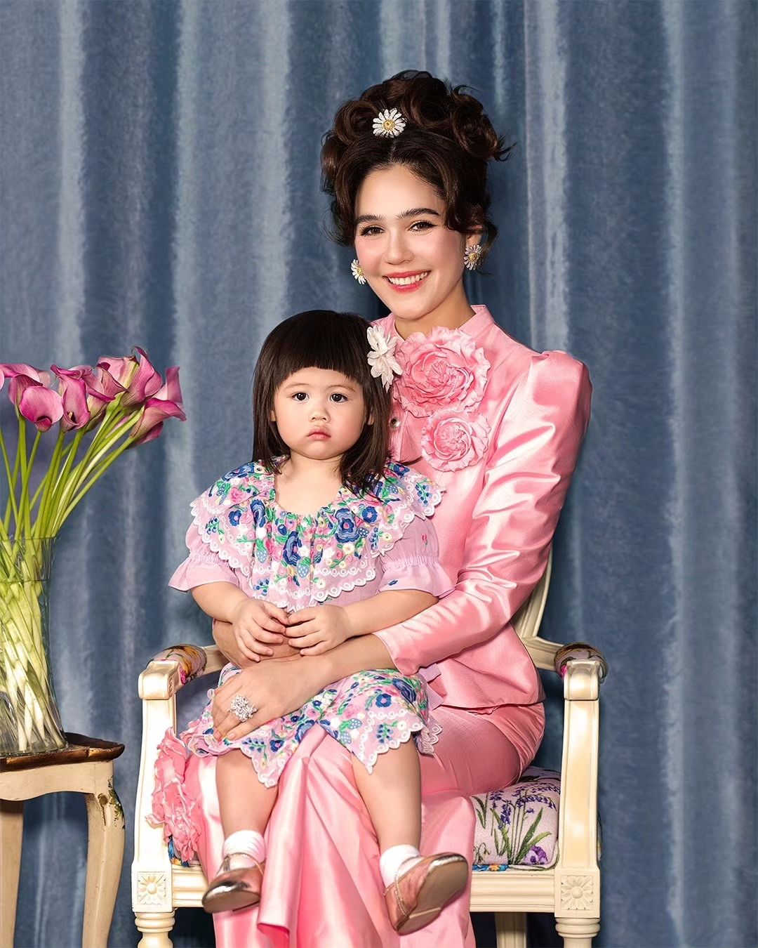 ชมพู่ - อารยา เอ ฮาร์เก็ต