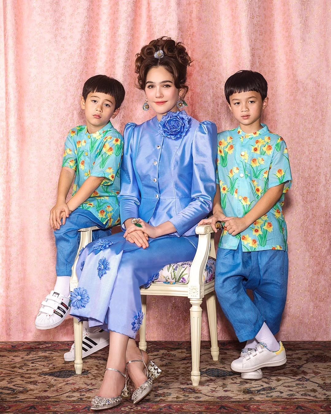 ชมพู่ - อารยา เอ ฮาร์เก็ต