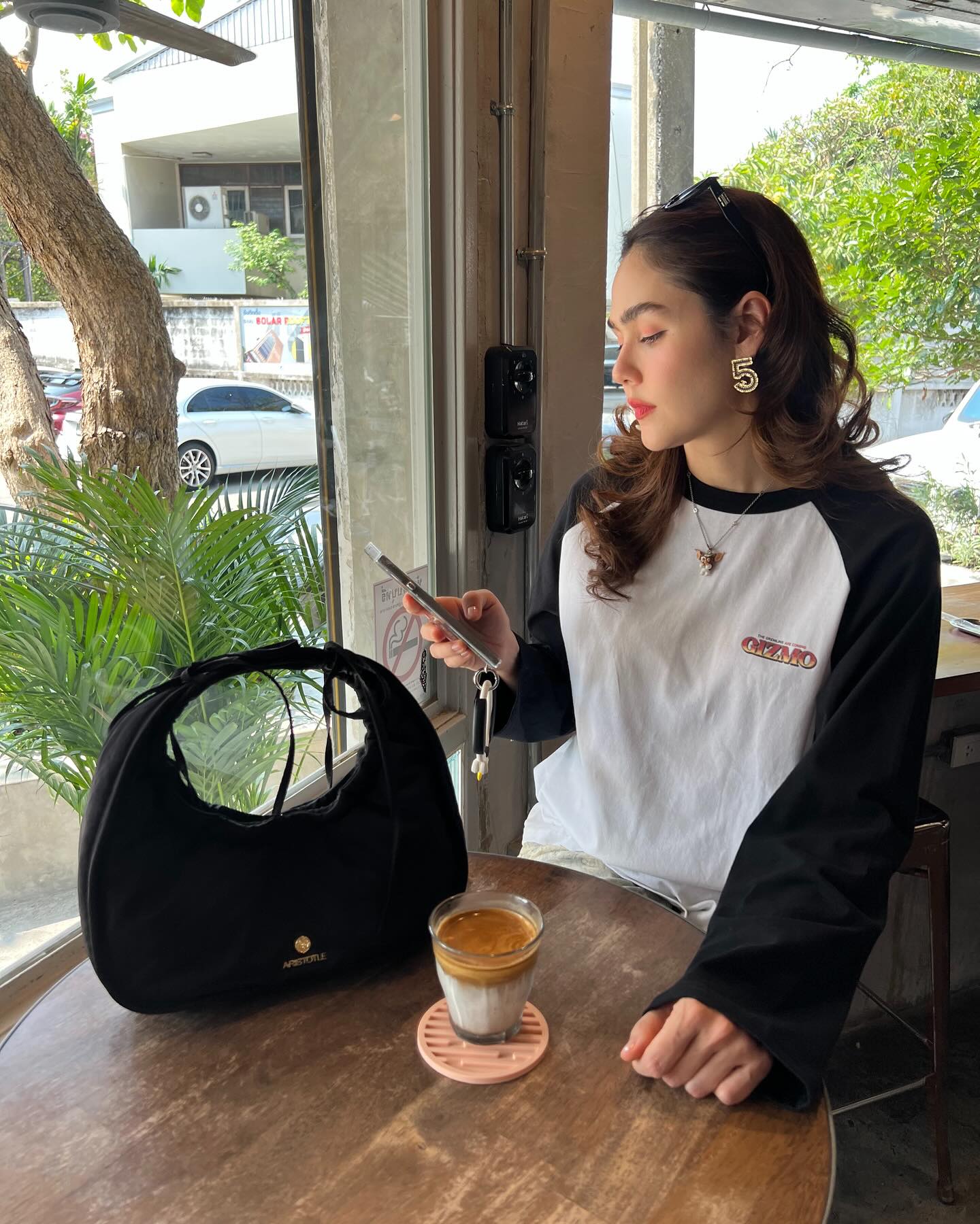 ชมพู่ - อารยา เอ ฮาร์เก็ต