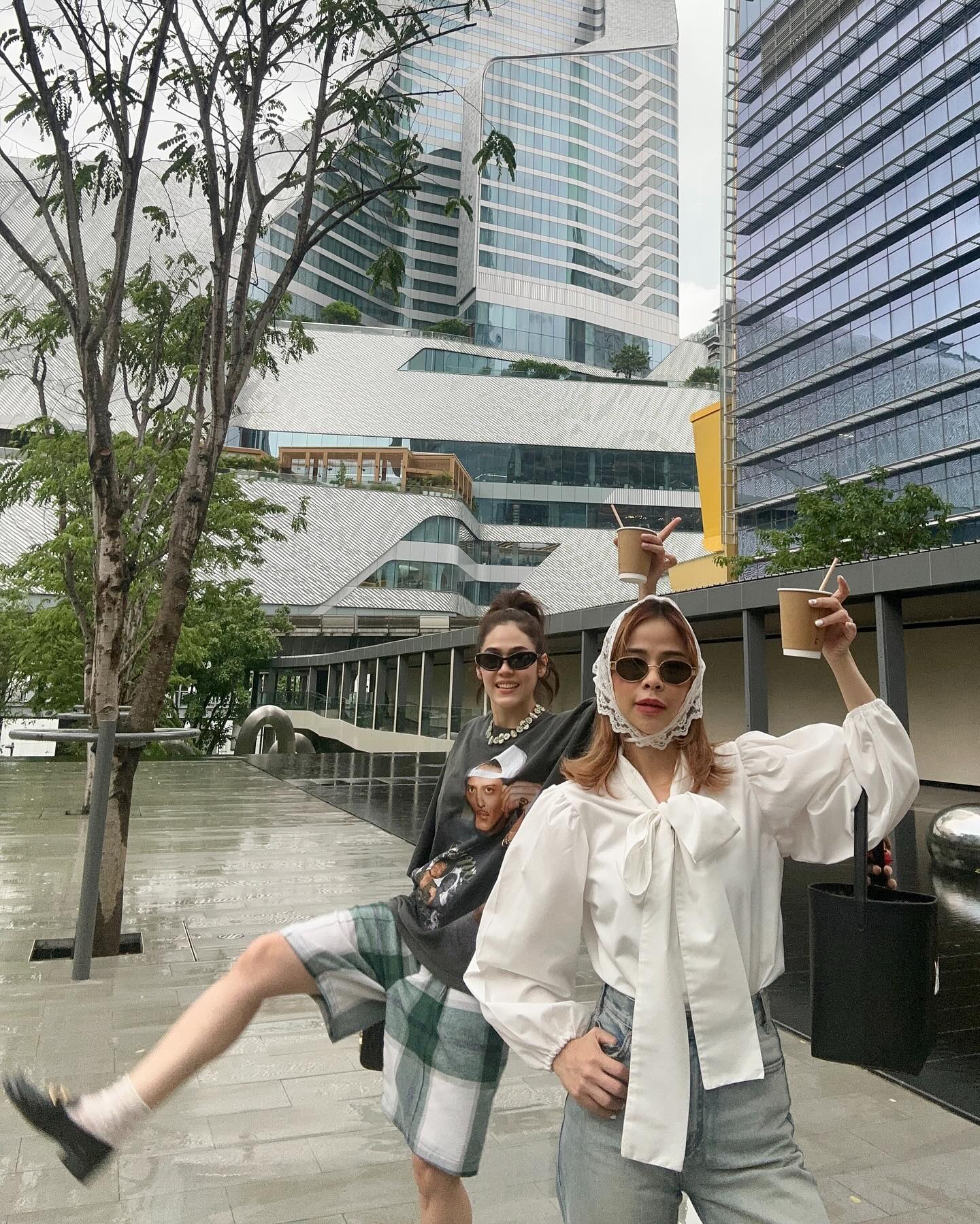 ชมพู่ - อารยา เอ ฮาร์เก็ต