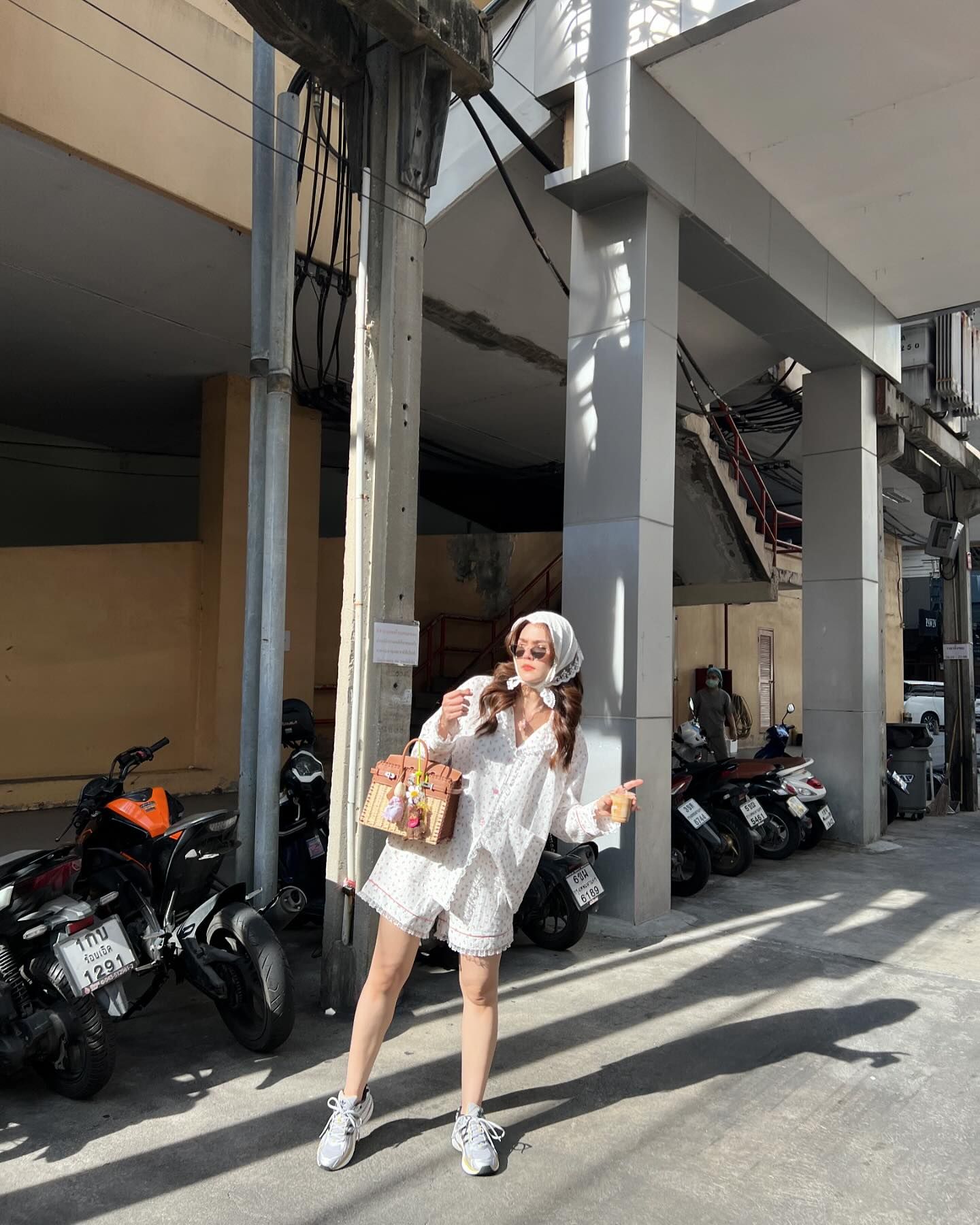 ชมพู่ - อารยา เอ ฮาร์เก็ต