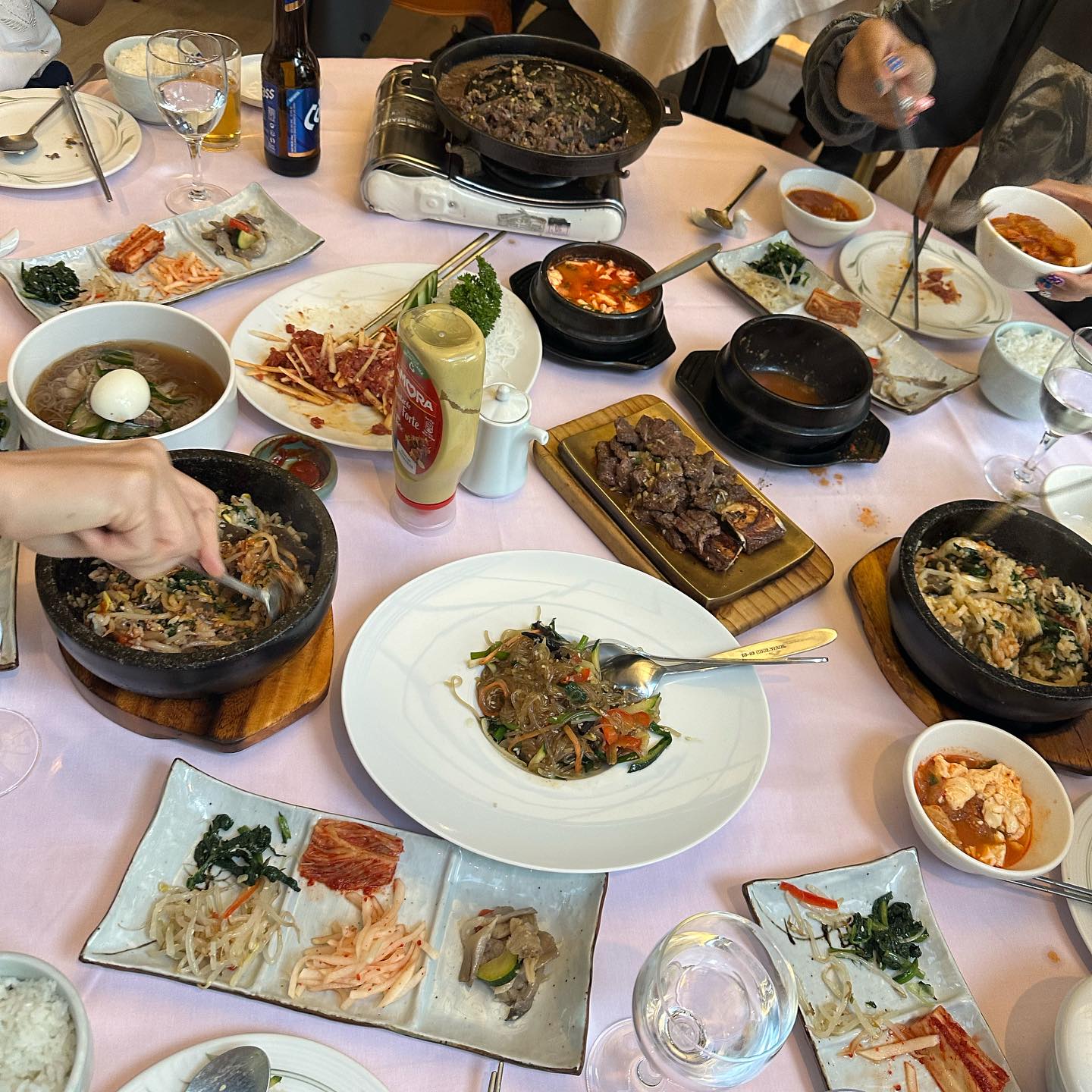 ชมพู่ - อารยา เอ ฮาร์เก็ต