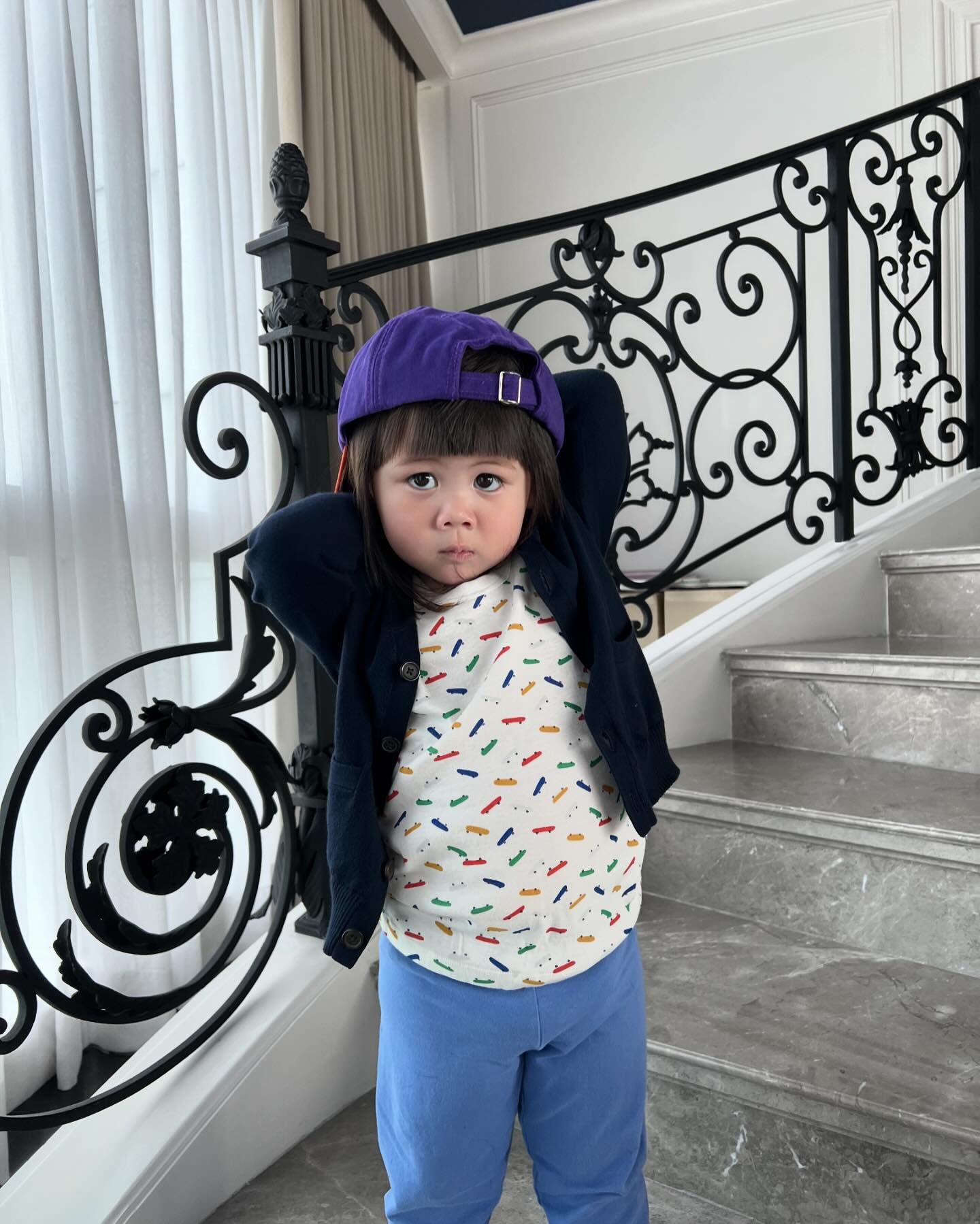 ชมพู่ - อารยา เอ ฮาร์เก็ต