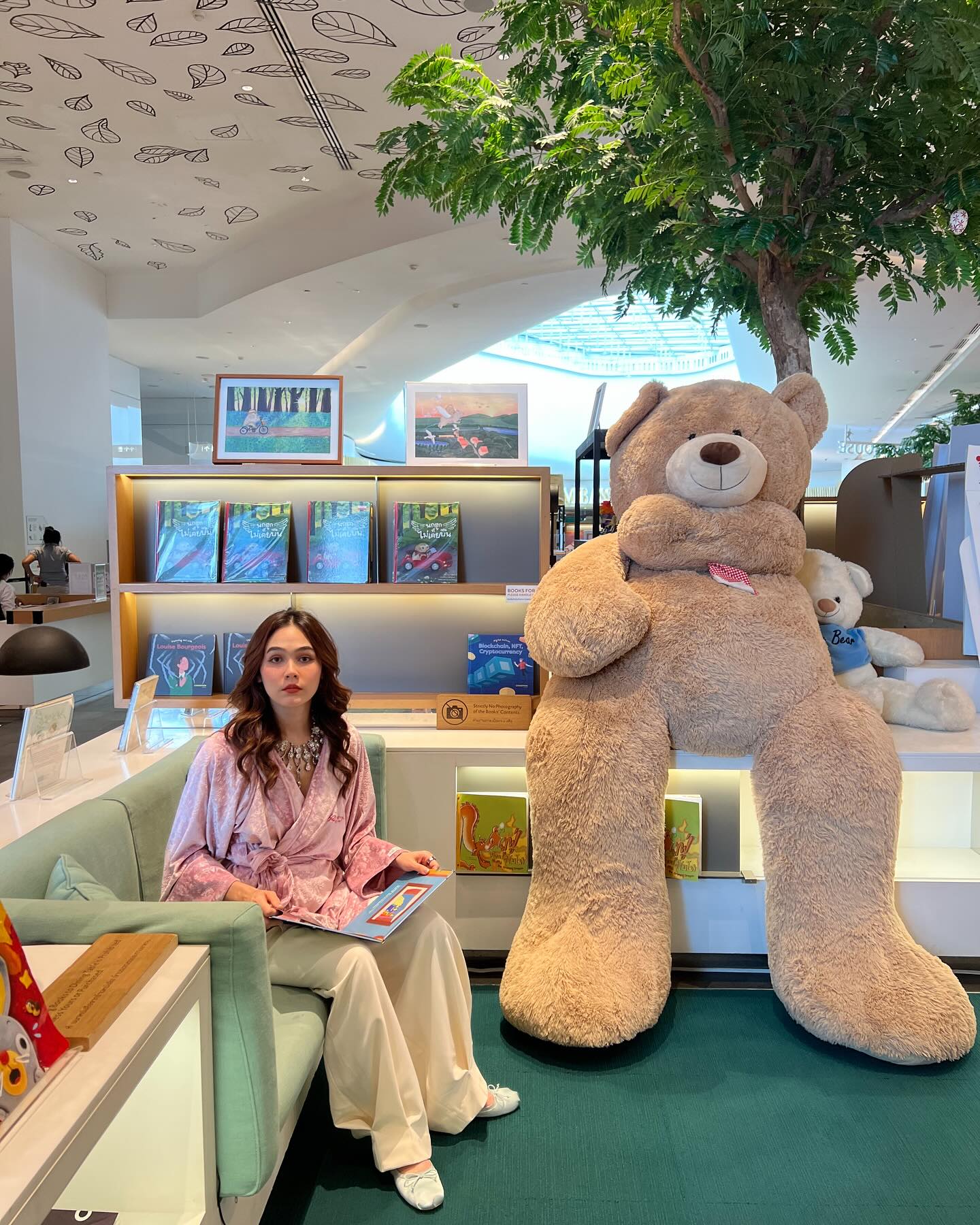 ชมพู่ - อารยา เอ ฮาร์เก็ต