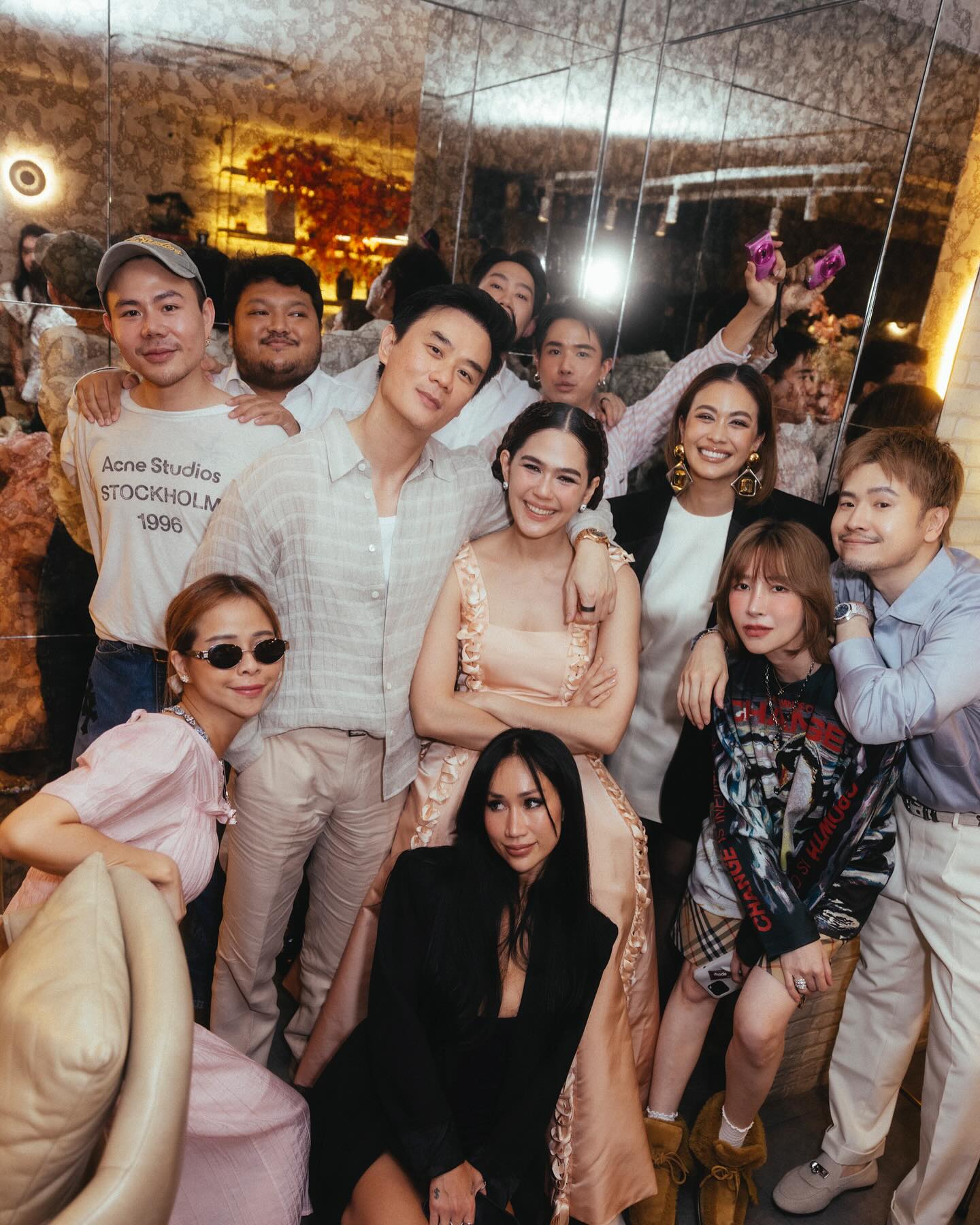 ชมพู่ - อารยา เอ ฮาร์เก็ต