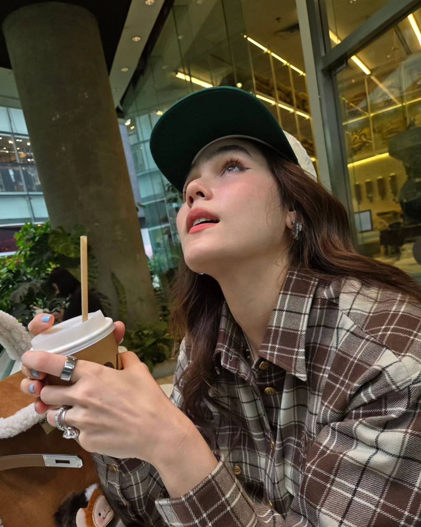ชมพู่ - อารยา เอ ฮาร์เก็ต