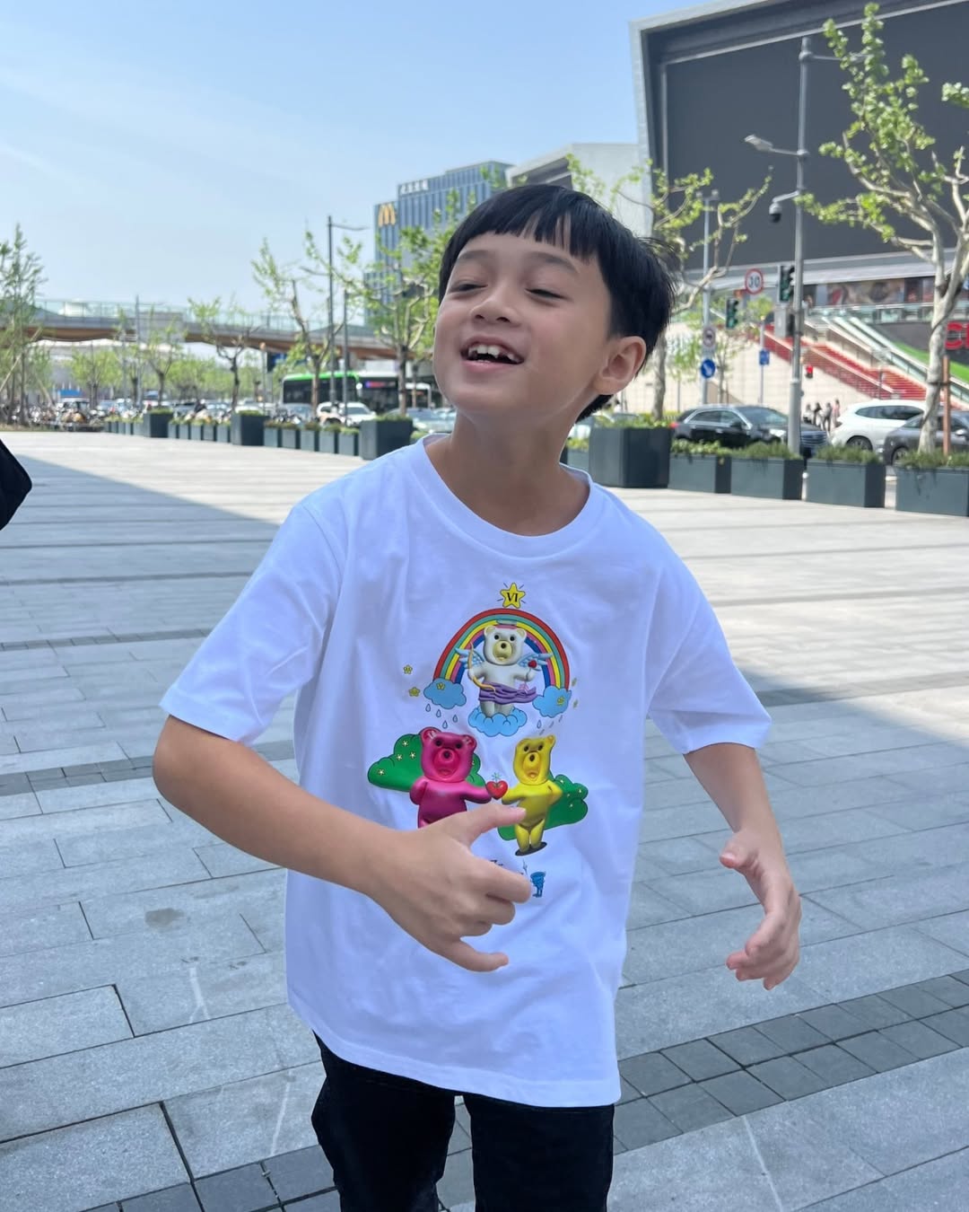 ชมพู่ - อารยา เอ ฮาร์เก็ต
