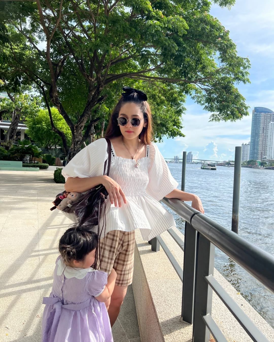 ชมพู่ - อารยา เอ ฮาร์เก็ต