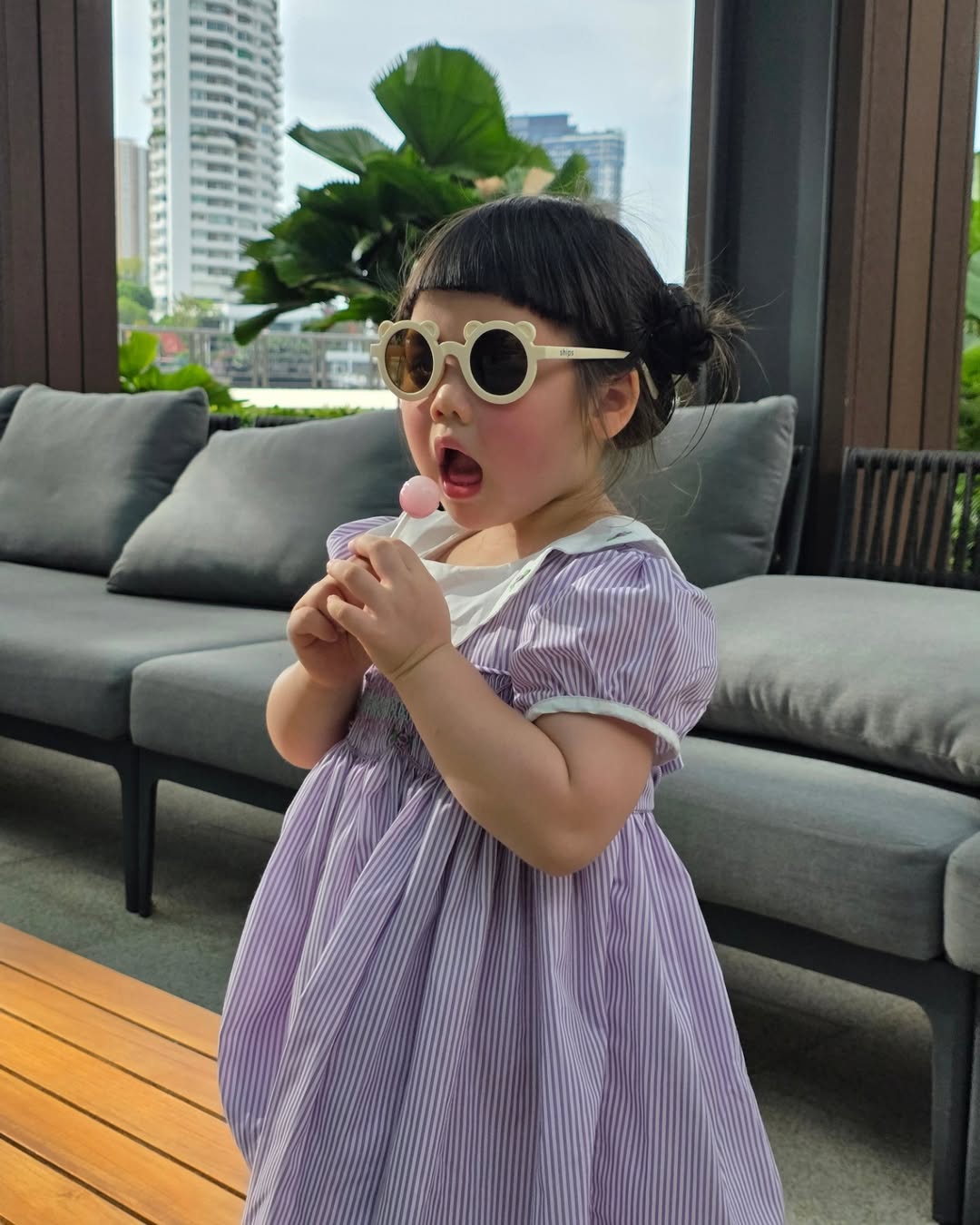 ชมพู่ - อารยา เอ ฮาร์เก็ต