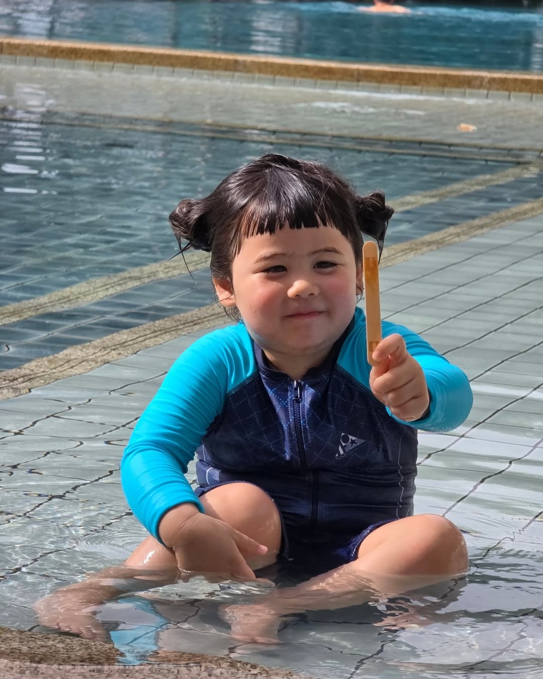 ชมพู่ - อารยา เอ ฮาร์เก็ต