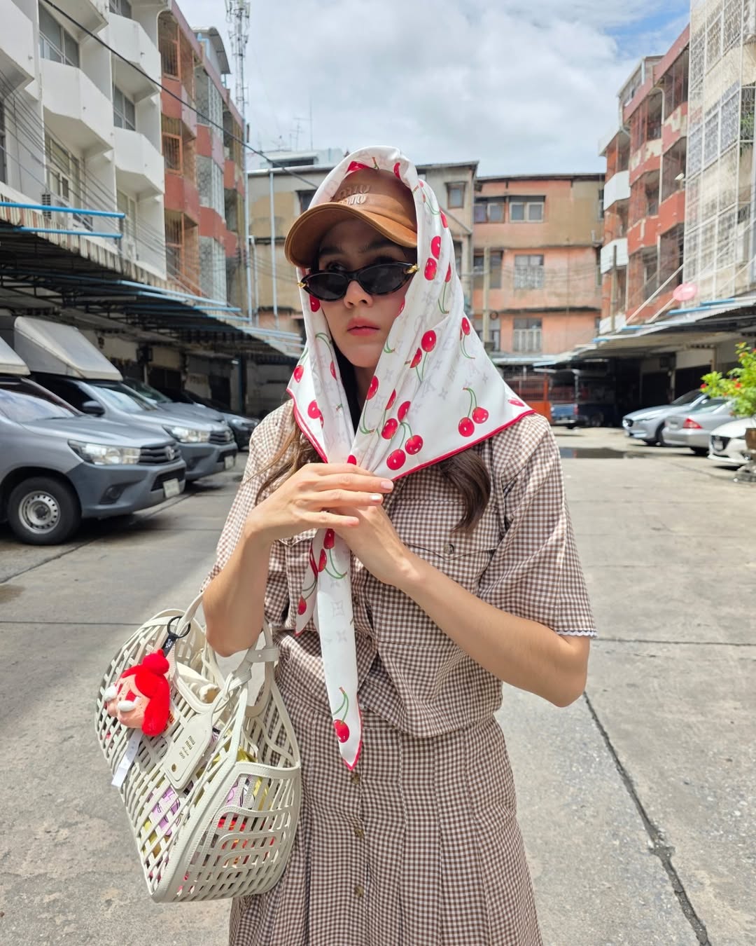 ชมพู่ - อารยา เอ ฮาร์เก็ต