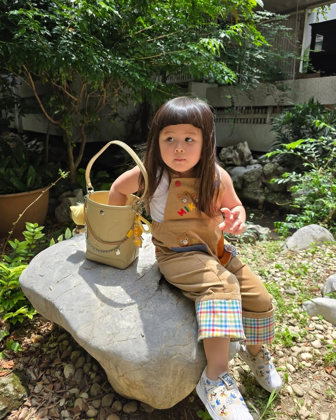 ชมพู่ - อารยา เอ ฮาร์เก็ต