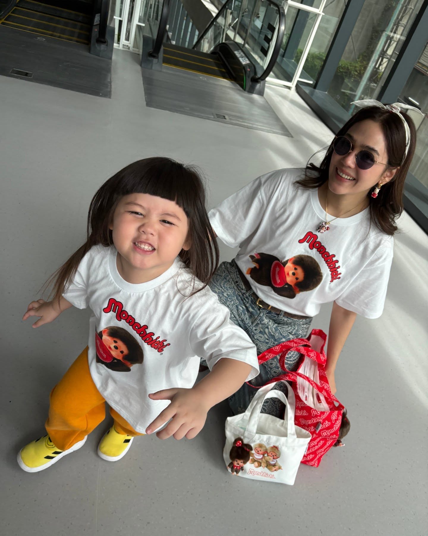 ชมพู่ - อารยา เอ ฮาร์เก็ต