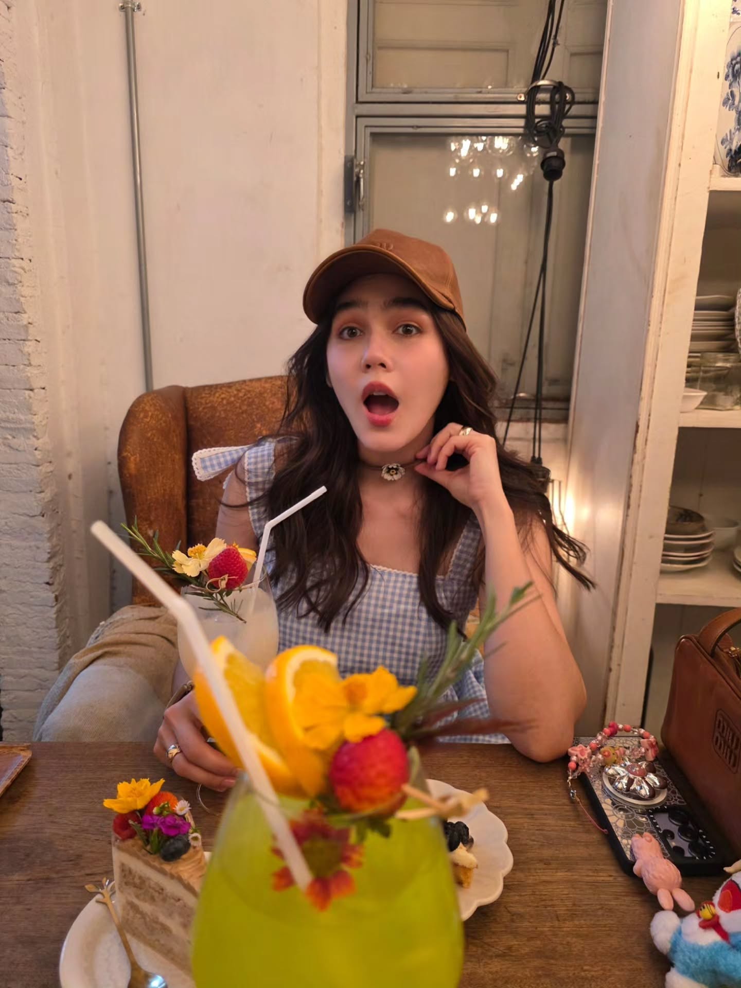 ชมพู่ - อารยา เอ ฮาร์เก็ต