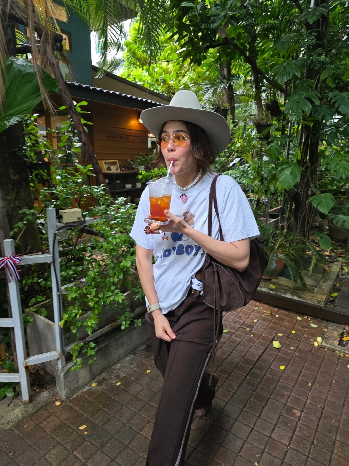 ชมพู่ - อารยา เอ ฮาร์เก็ต
