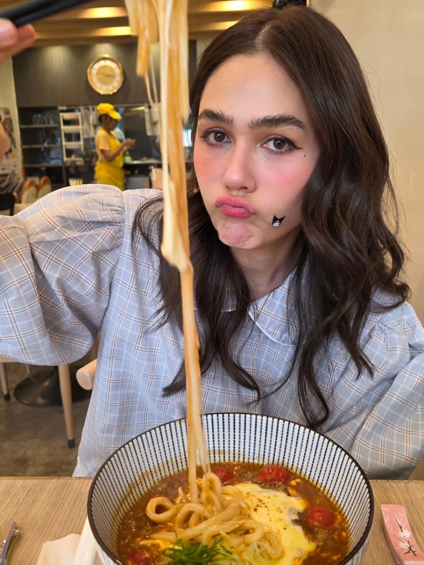 ชมพู่ - อารยา เอ ฮาร์เก็ต