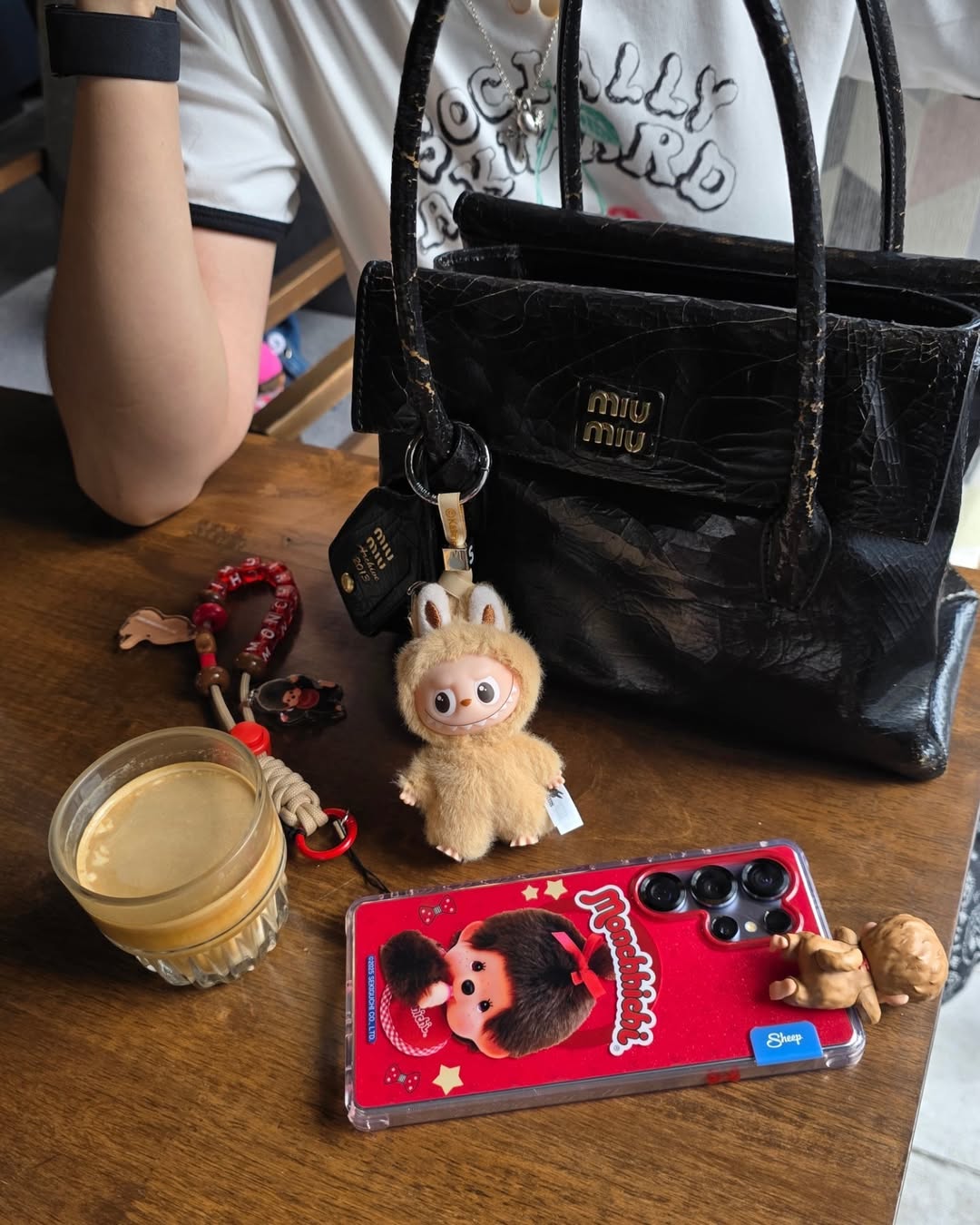 ชมพู่ - อารยา เอ ฮาร์เก็ต