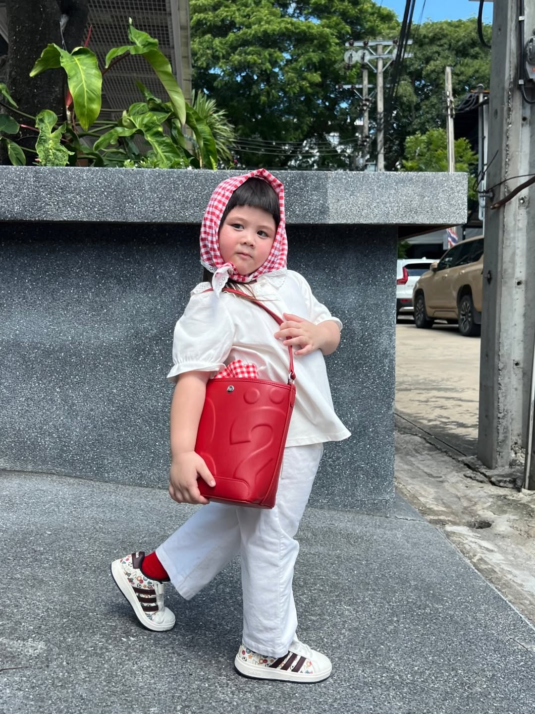 ชมพู่ - อารยา เอ ฮาร์เก็ต