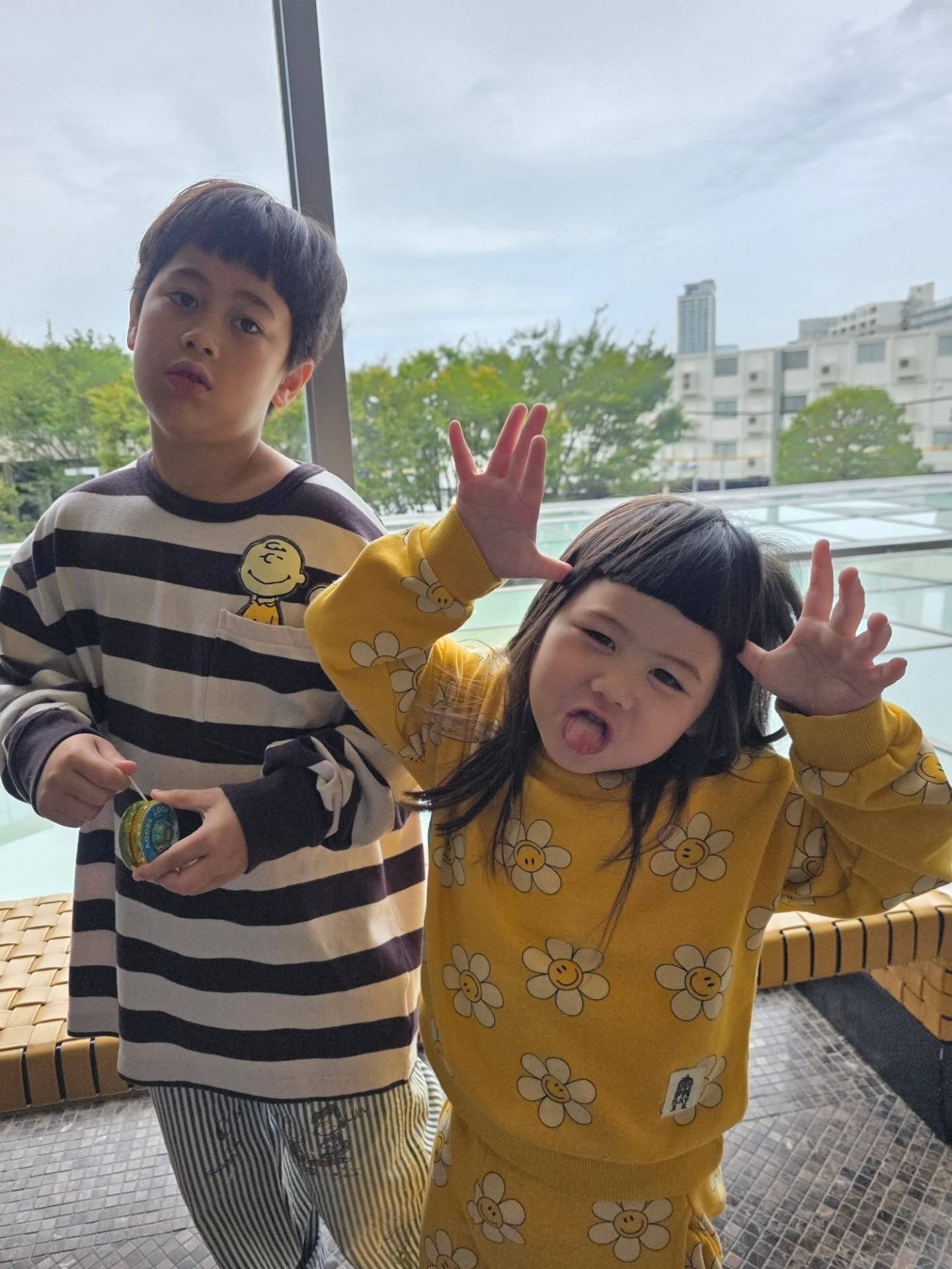 ชมพู่ - อารยา เอ ฮาร์เก็ต