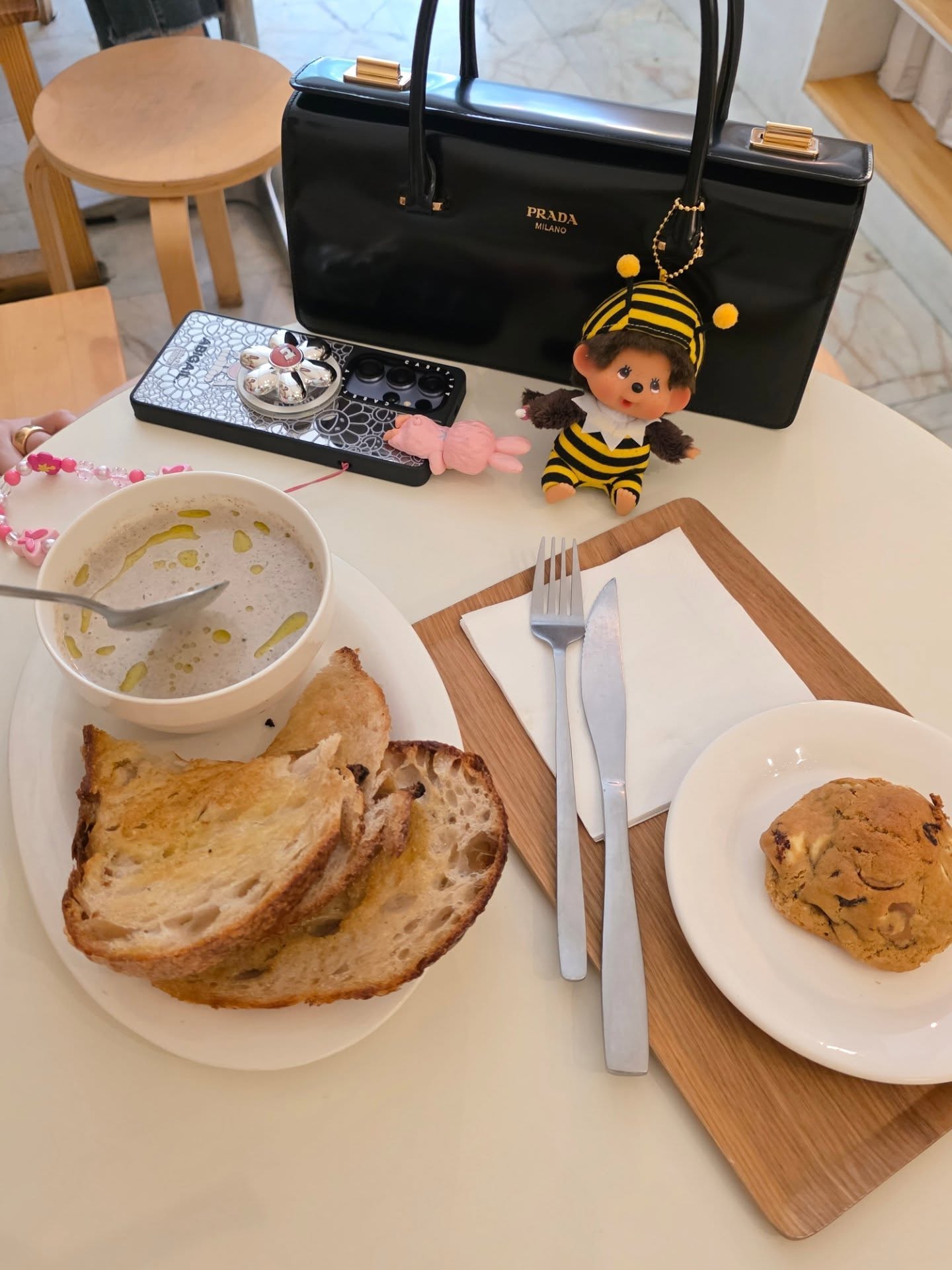 ชมพู่ - อารยา เอ ฮาร์เก็ต