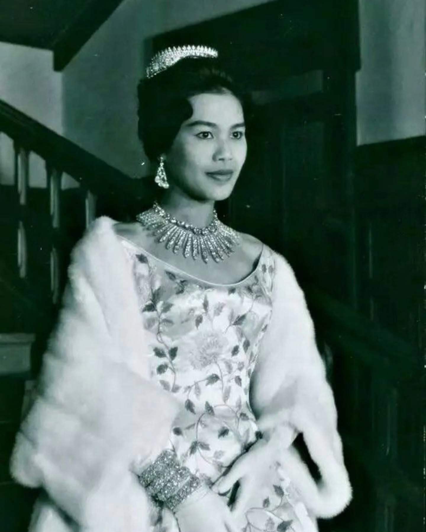 ชมพู่ - อารยา เอ ฮาร์เก็ต